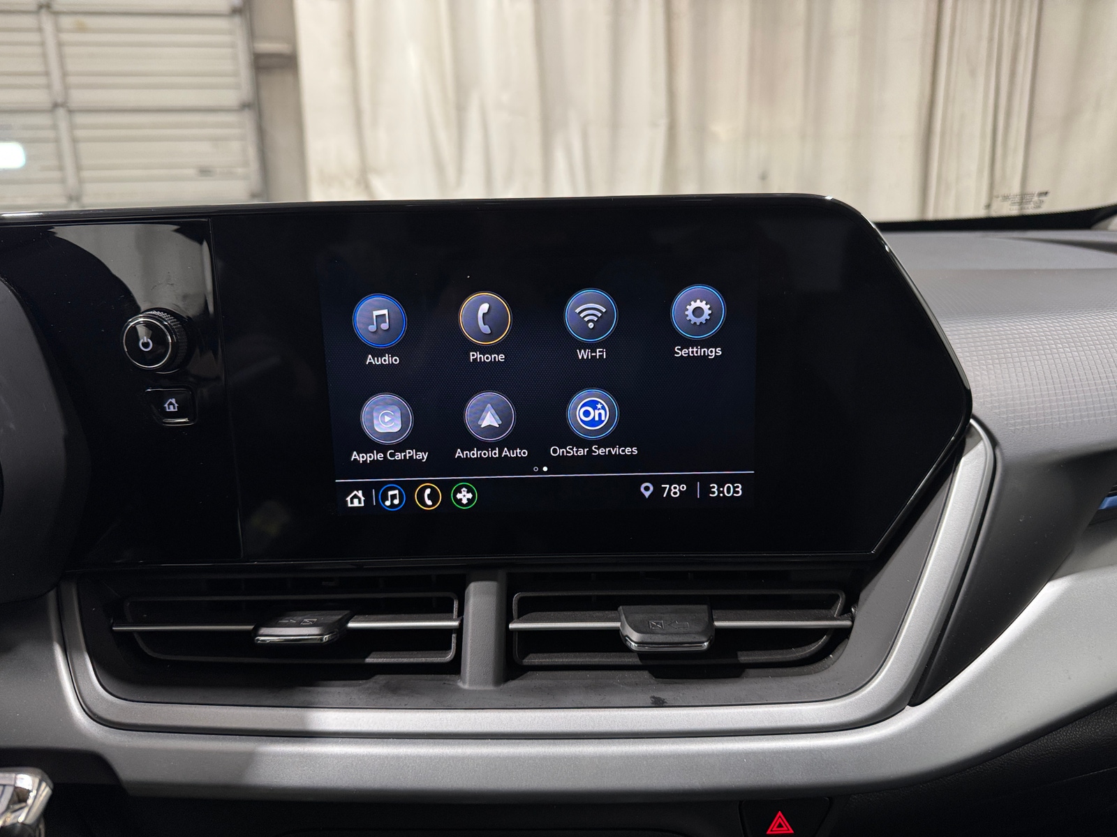 Thumbnail: 2026 Chevrolet Trax - 4