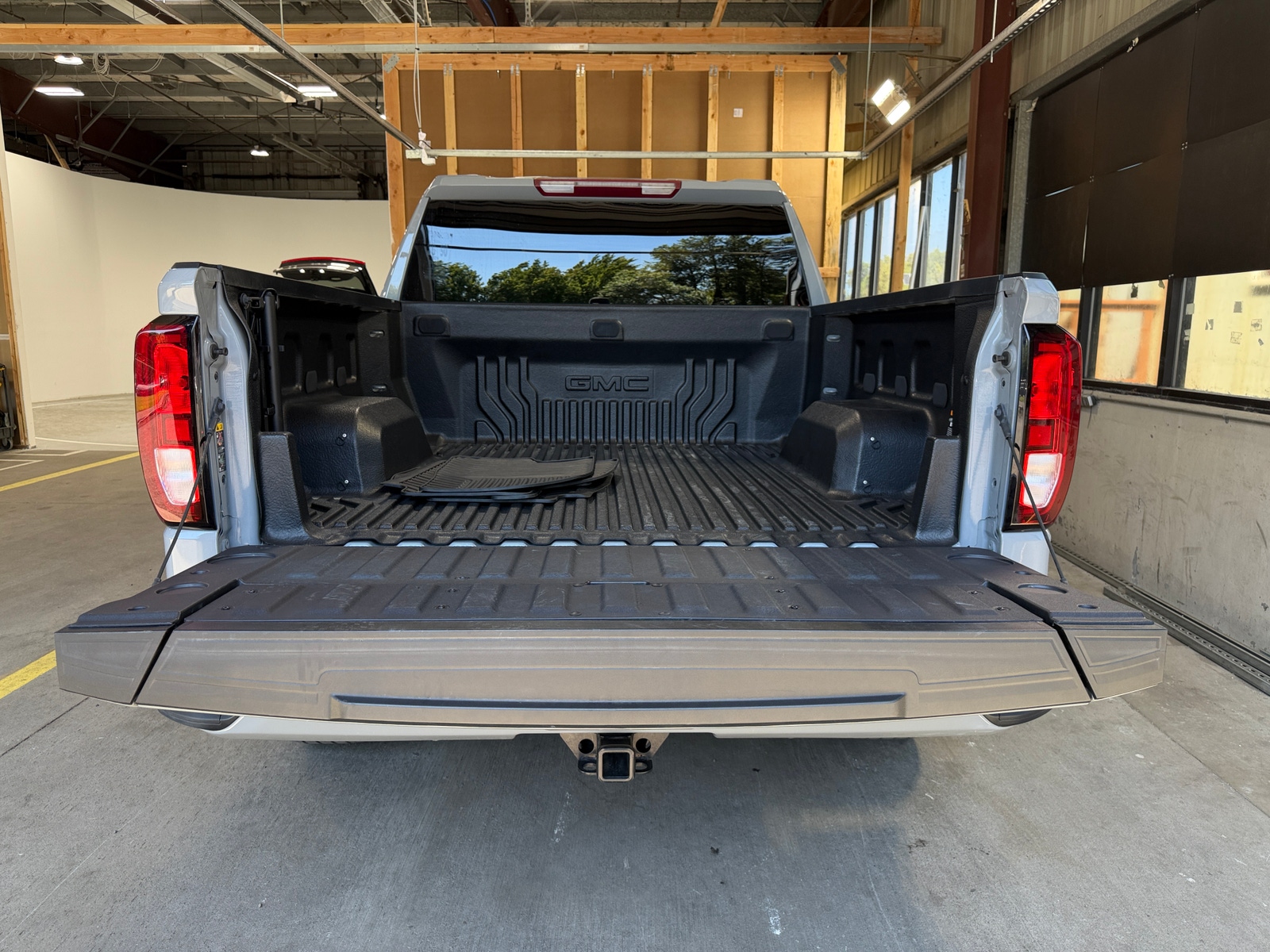 Thumbnail: 2024 GMC Sierra 1500 - 7