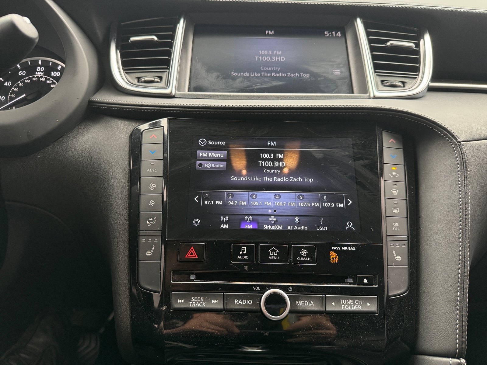 Thumbnail: 2023 INFINITI QX55 - 3