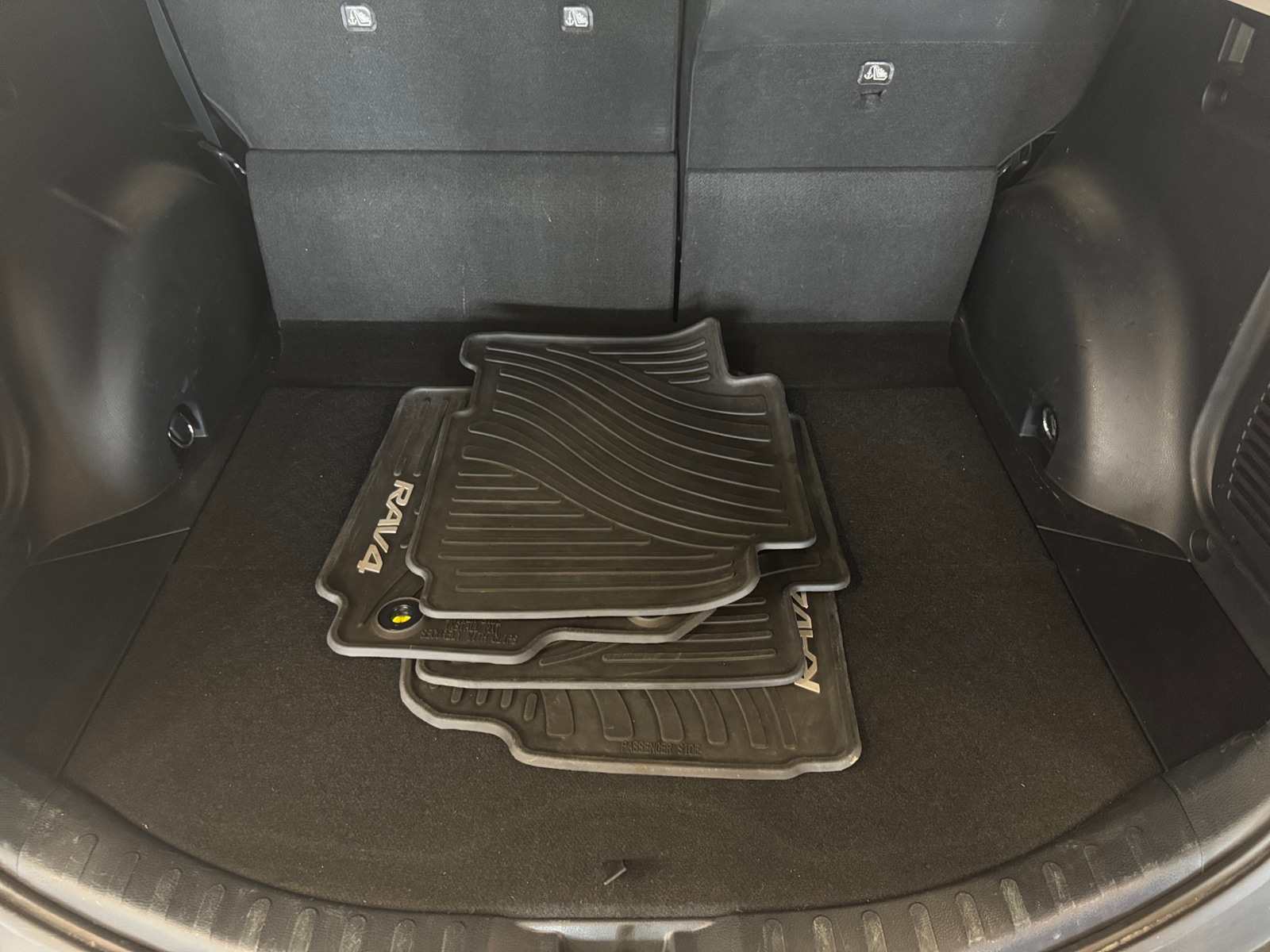 Thumbnail: 2015 Toyota RAV4 - 7