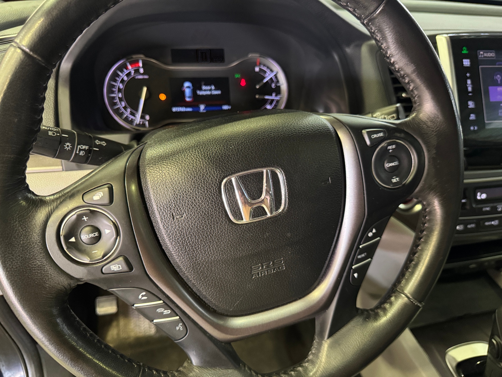 Thumbnail: 2016 Honda Pilot - 4