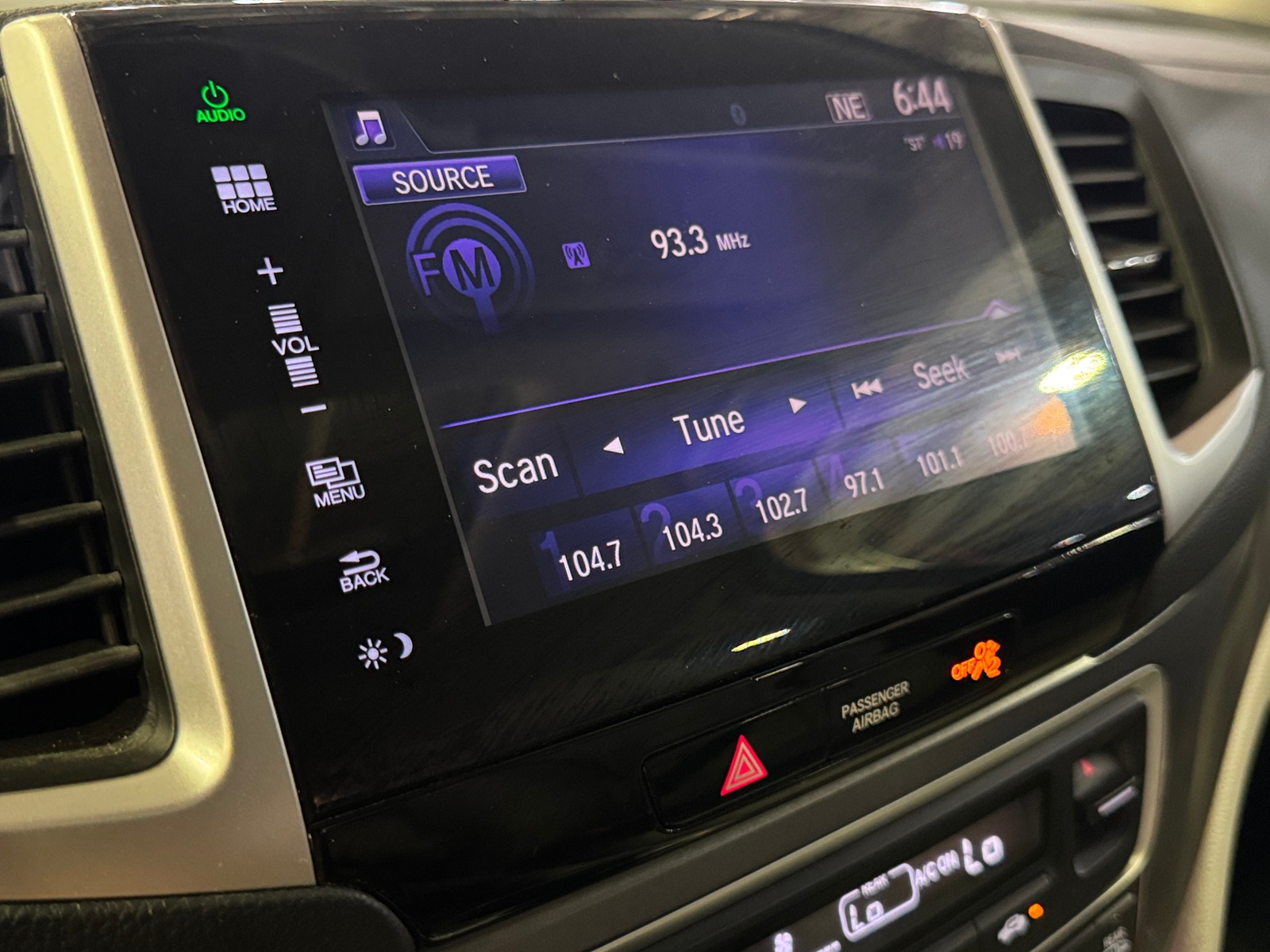 Thumbnail: 2016 Honda Pilot - 3