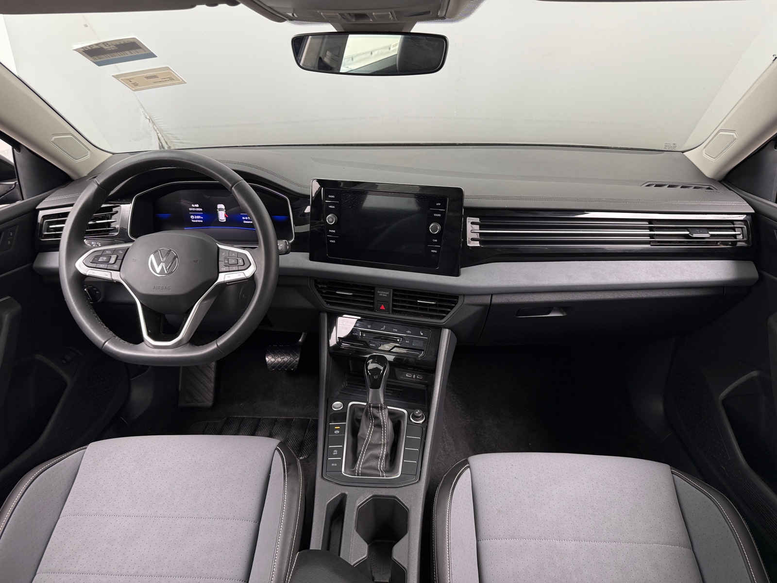 Thumbnail: 2026 Volkswagen Jetta - 2