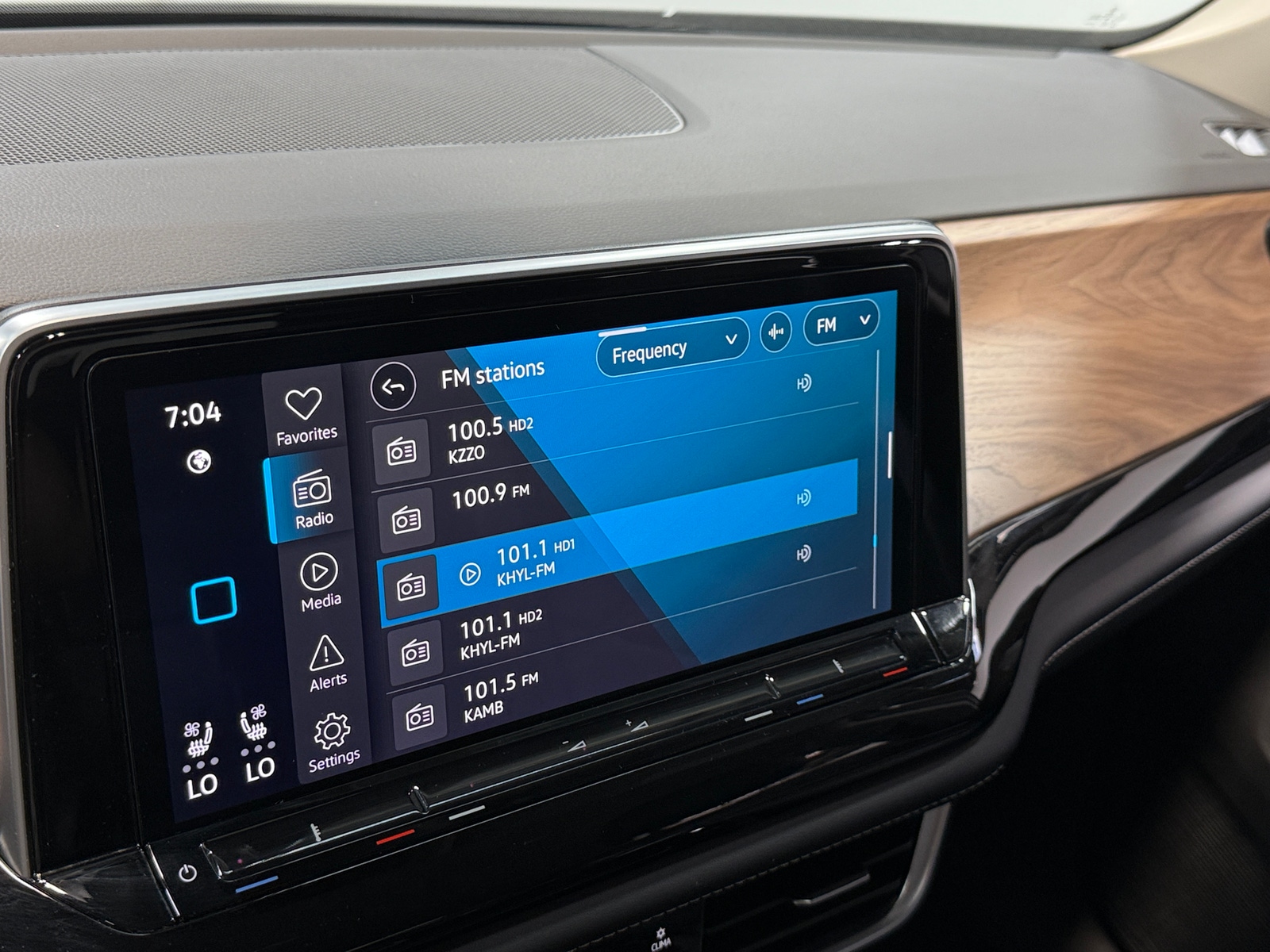 Thumbnail: 2026 Volkswagen Atlas - 3