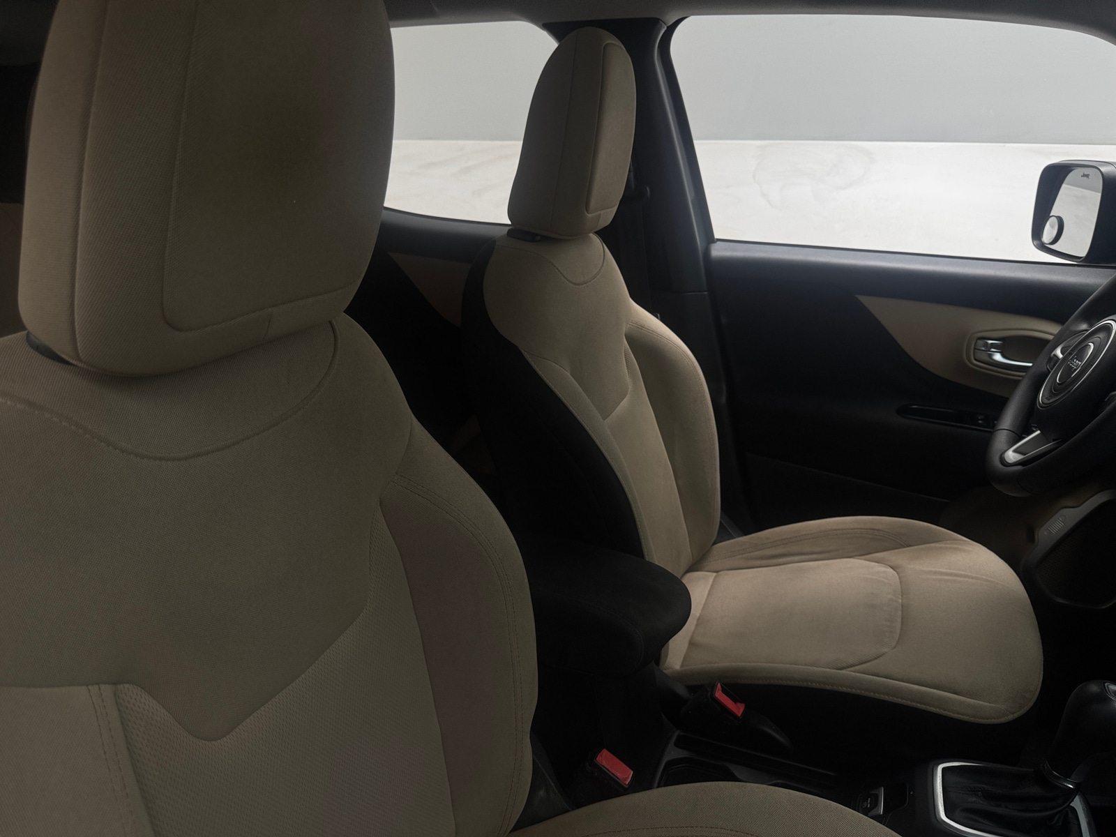 Thumbnail: 2018 Jeep Renegade - 2