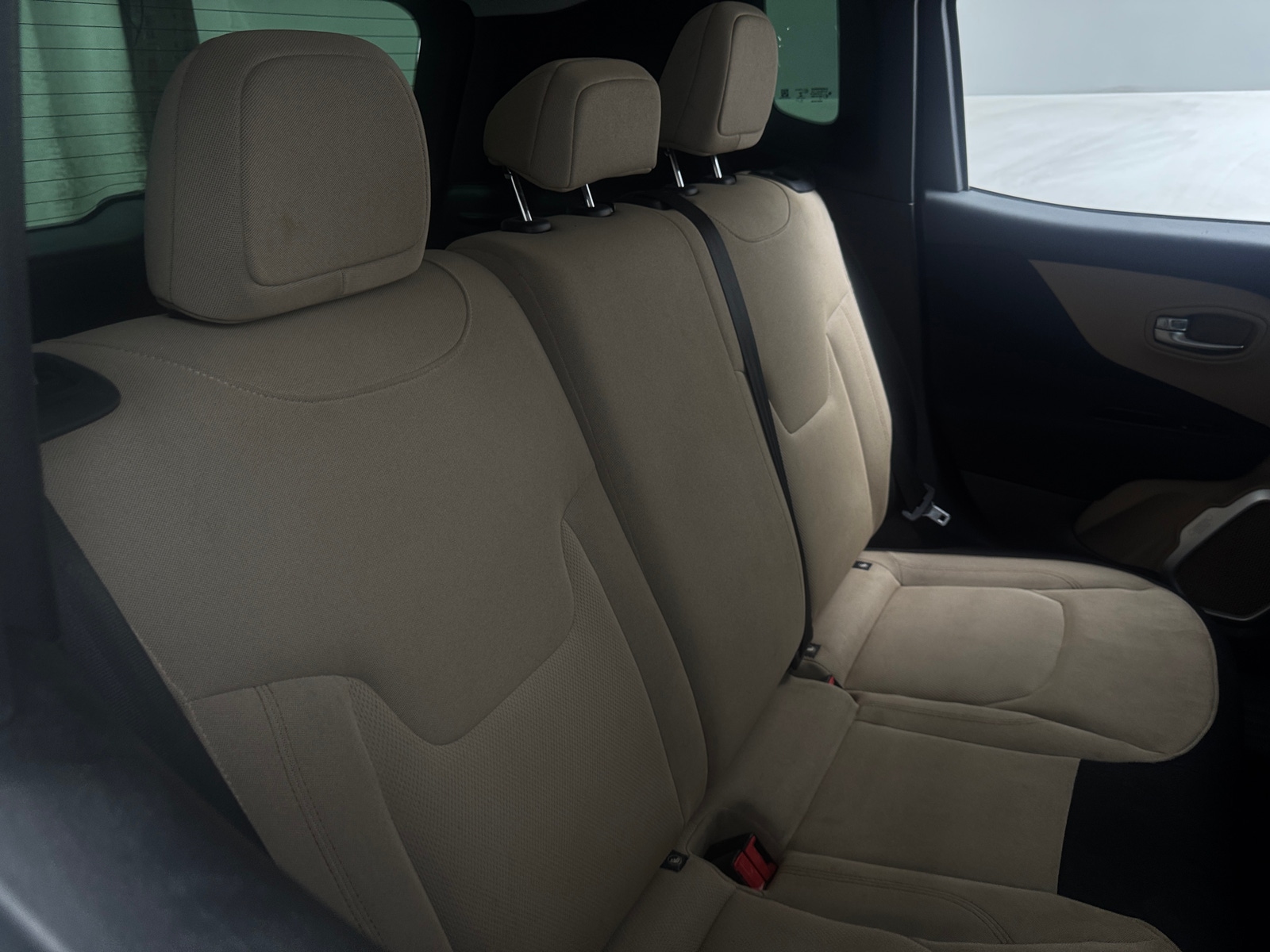 Thumbnail: 2018 Jeep Renegade - 6