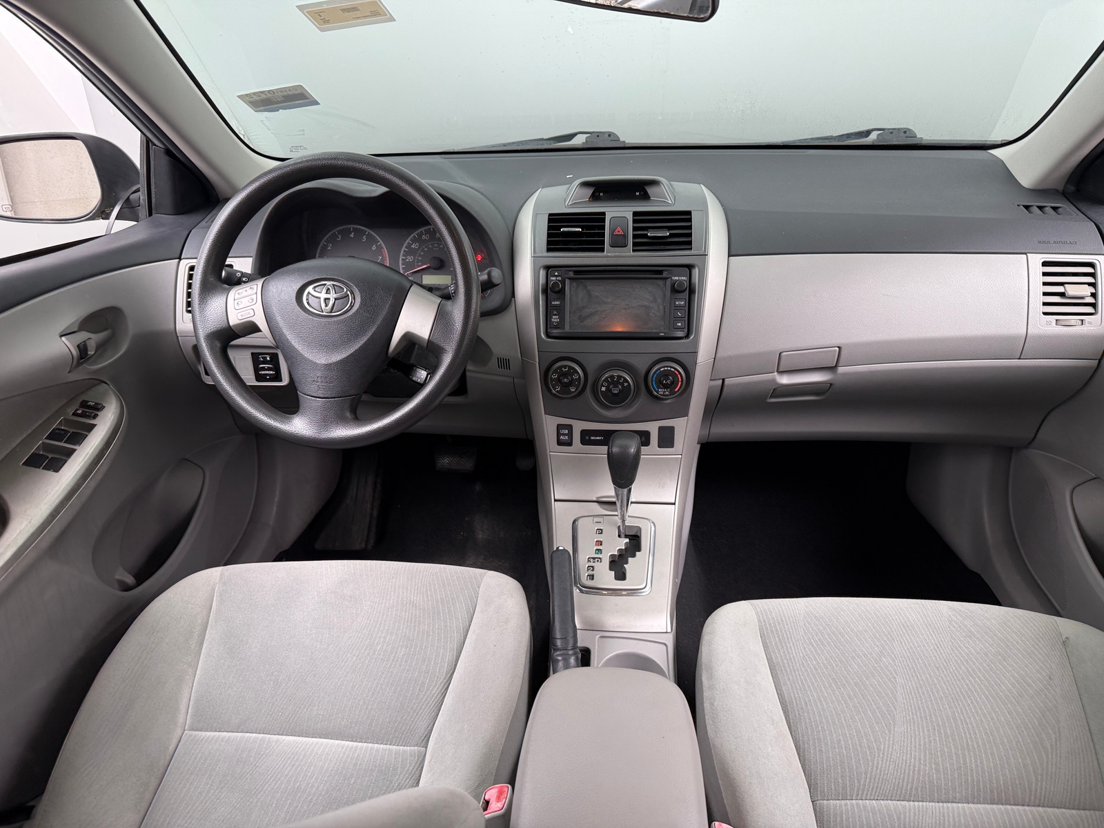 Thumbnail: 2013 Toyota Corolla - 3