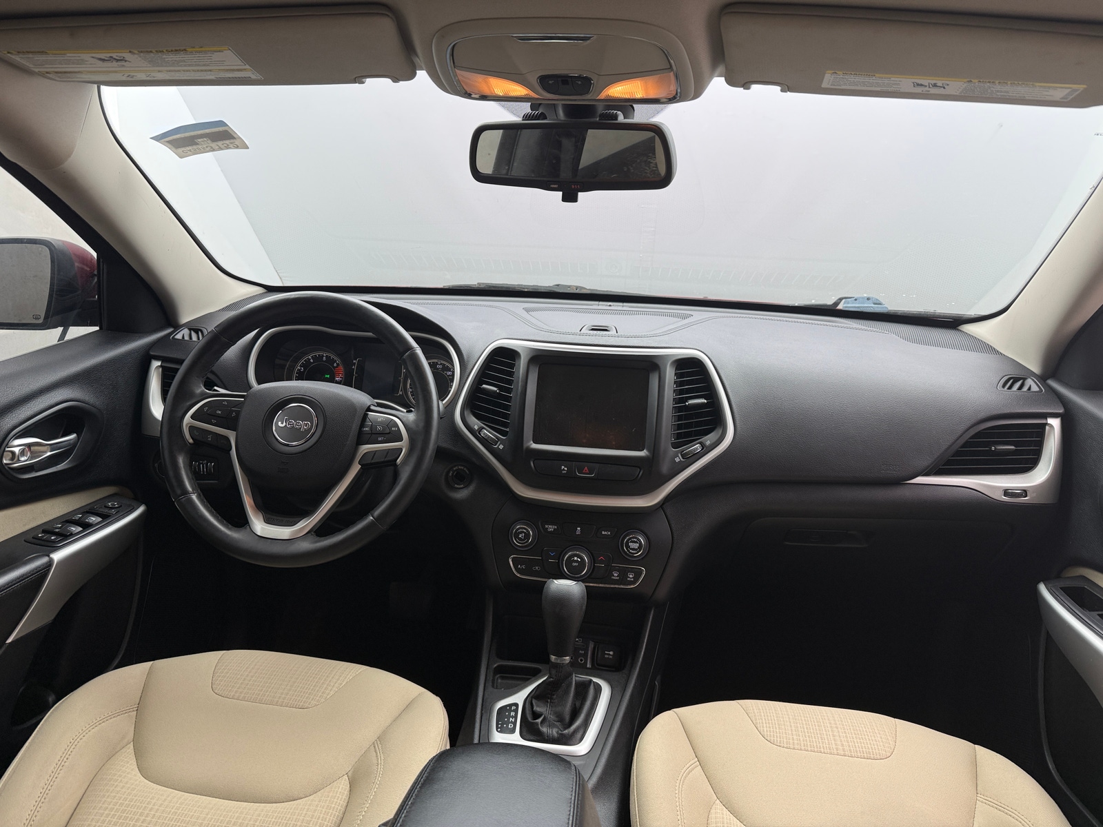 Thumbnail: 2017 Jeep Cherokee - 3