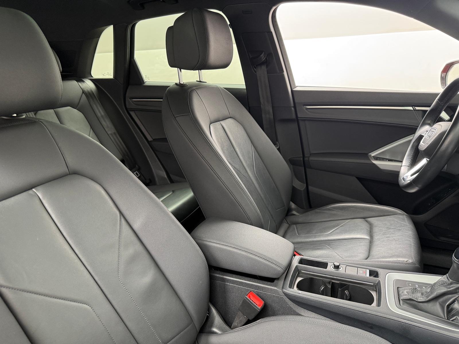 Thumbnail: 2024 Audi Q3 - 2