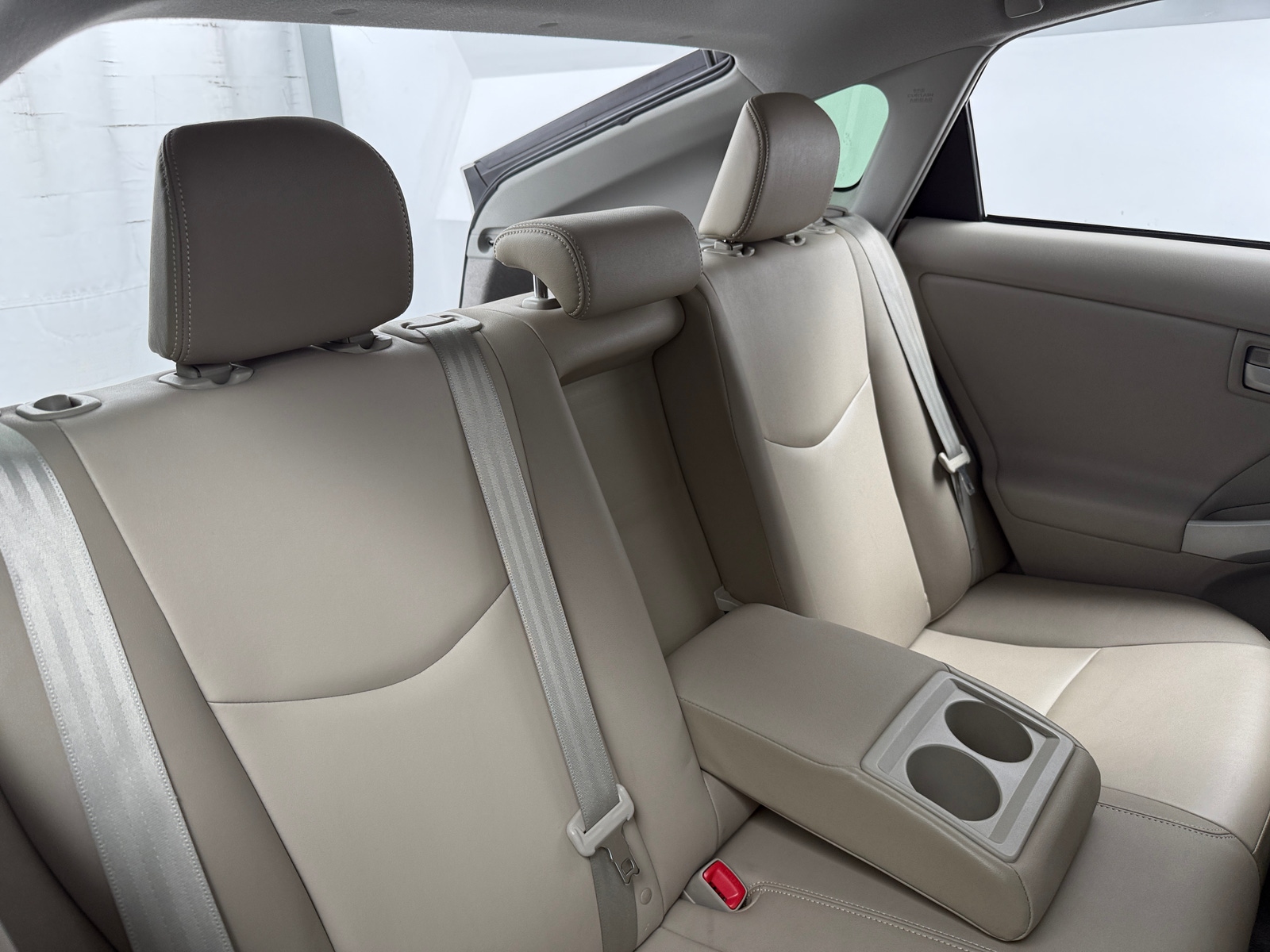 Thumbnail: 2012 Toyota Prius - 6