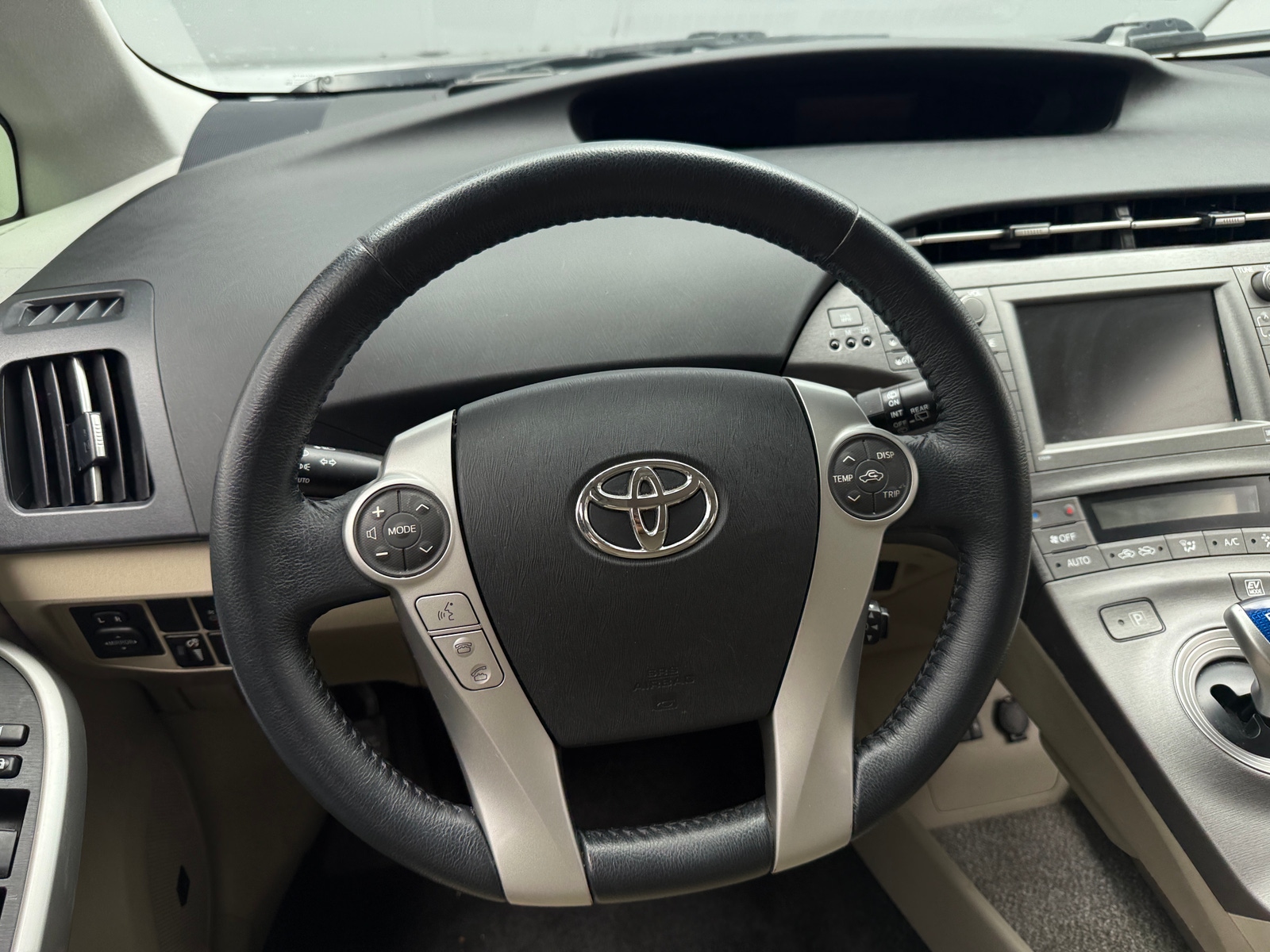 Thumbnail: 2012 Toyota Prius - 5