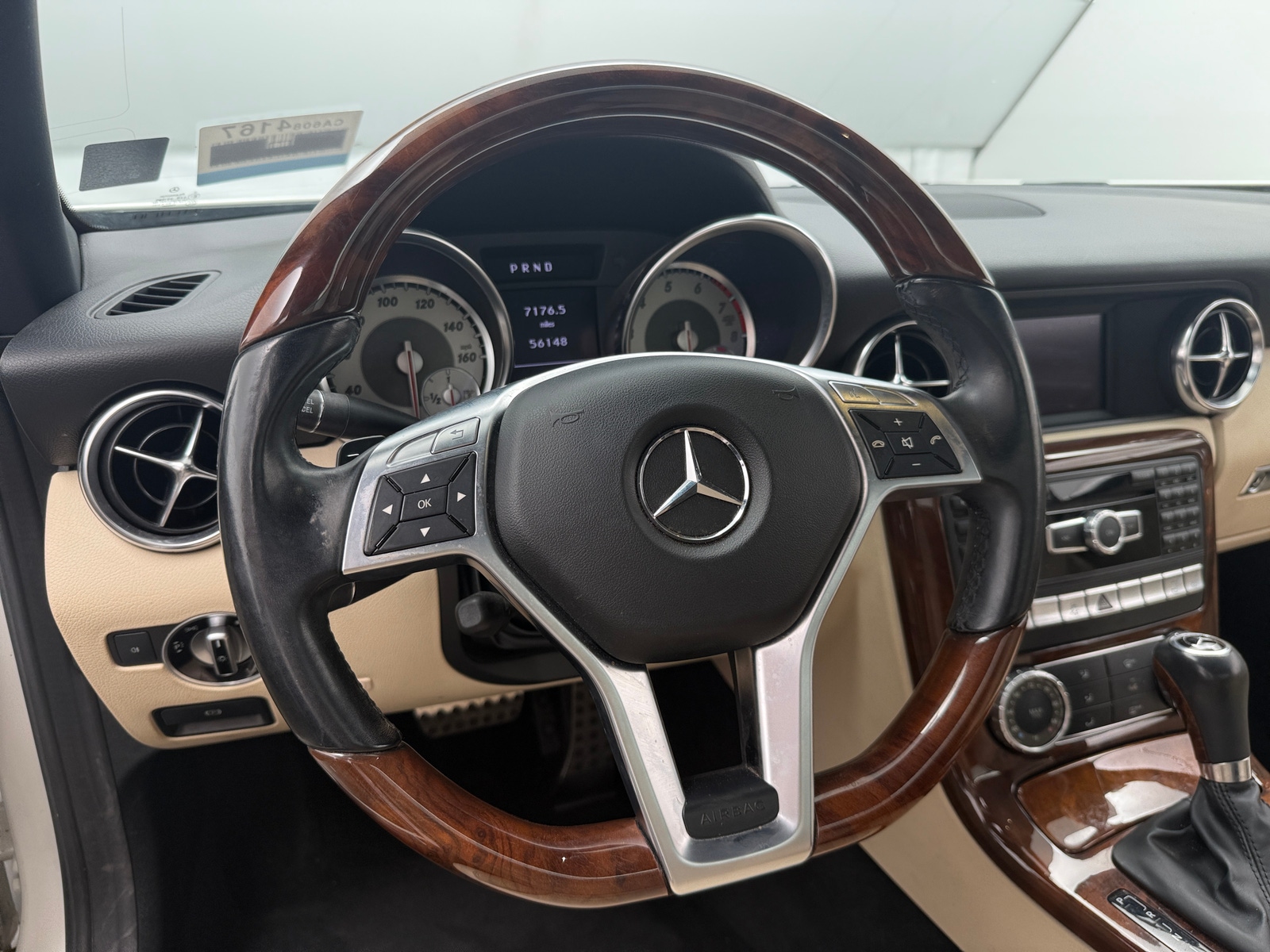 Thumbnail: 2012 Mercedes-Benz SLK - 4