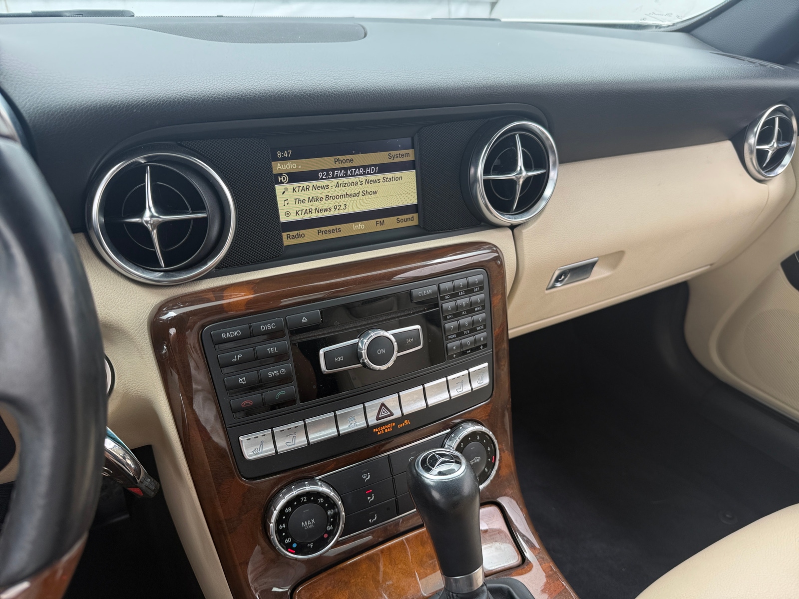 Thumbnail: 2012 Mercedes-Benz SLK - 3