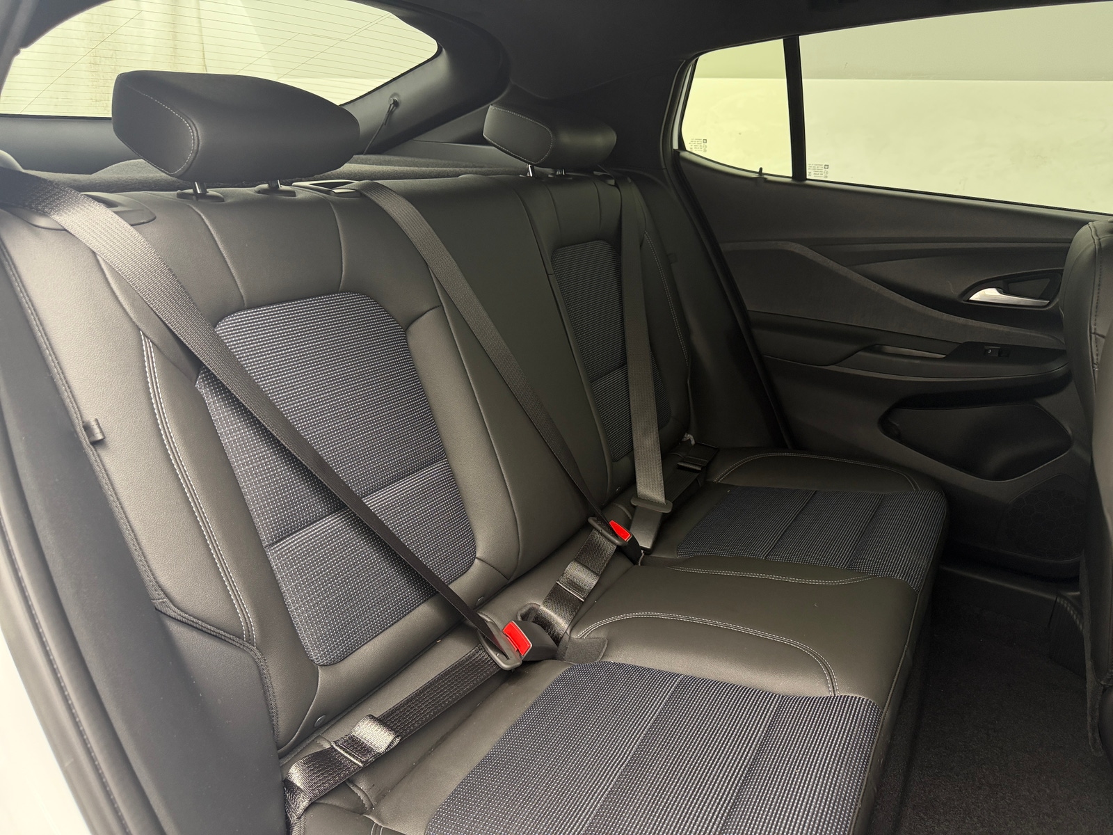 Thumbnail: 2026 Buick Envista - 5