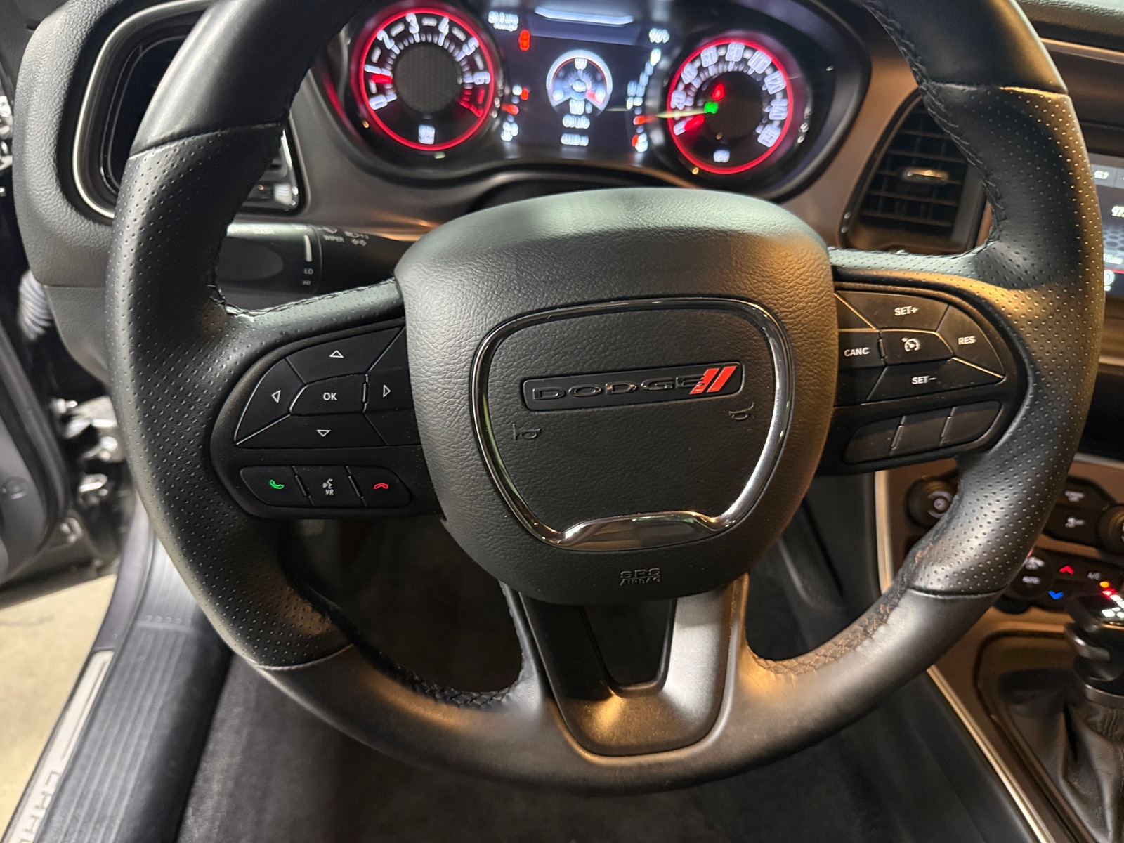 Thumbnail: 2022 Dodge Challenger - 4