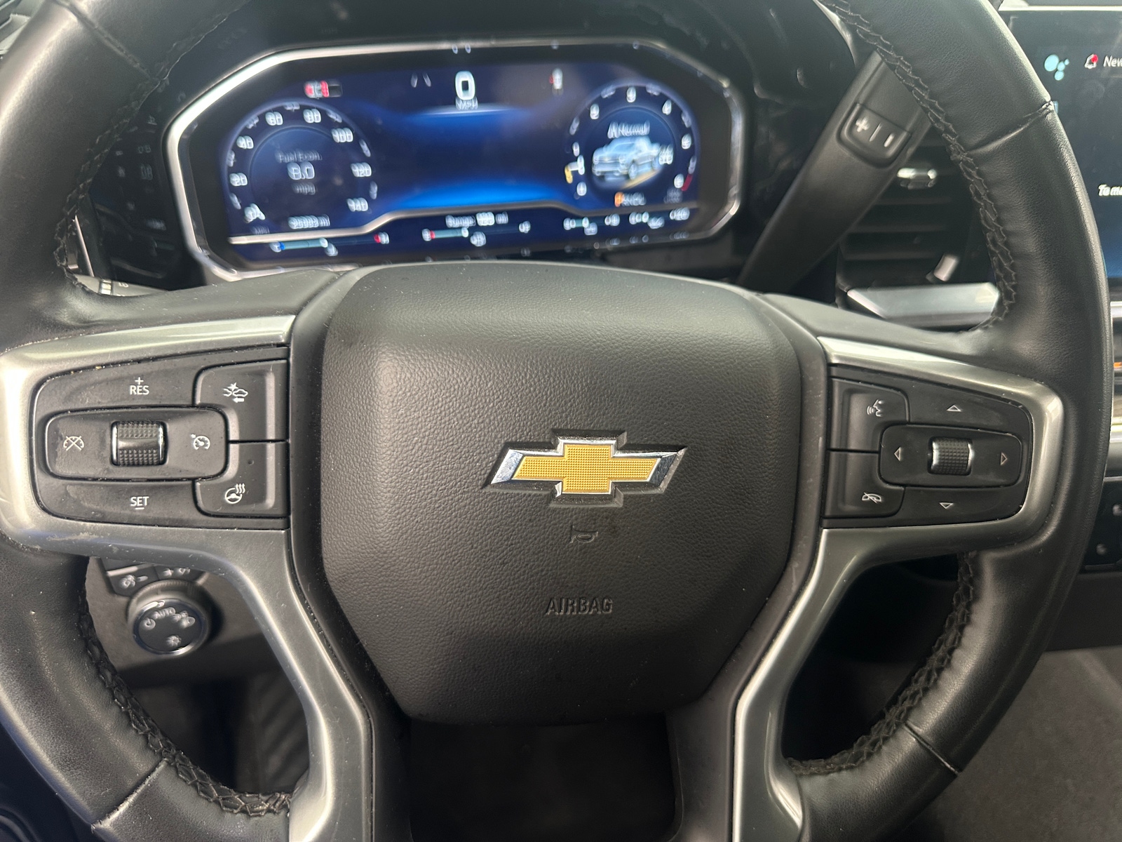 Thumbnail: 2024 Chevrolet Silverado 1500 - 5