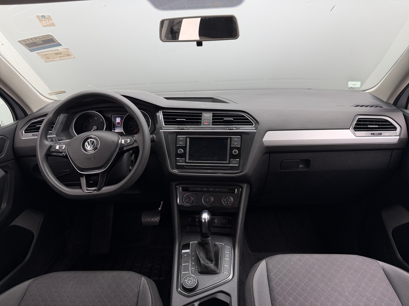 Thumbnail: 2019 Volkswagen Tiguan - 3