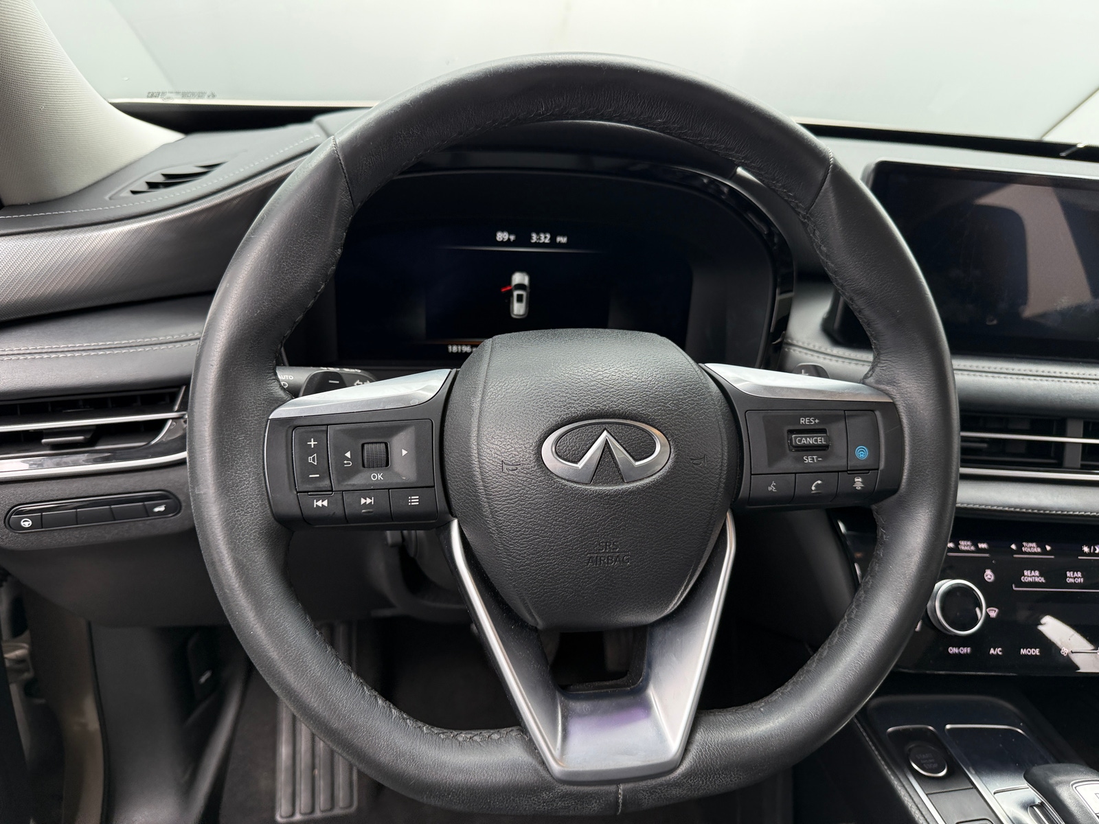 Thumbnail: 2023 INFINITI QX60 - 4