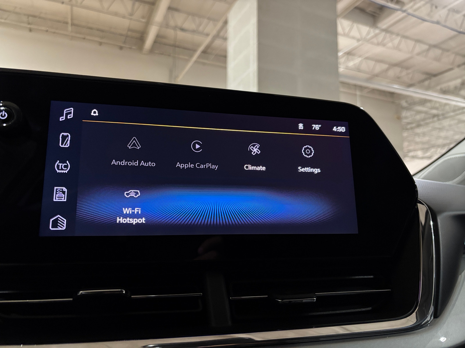 Thumbnail: 2025 Chevrolet Trax - 4