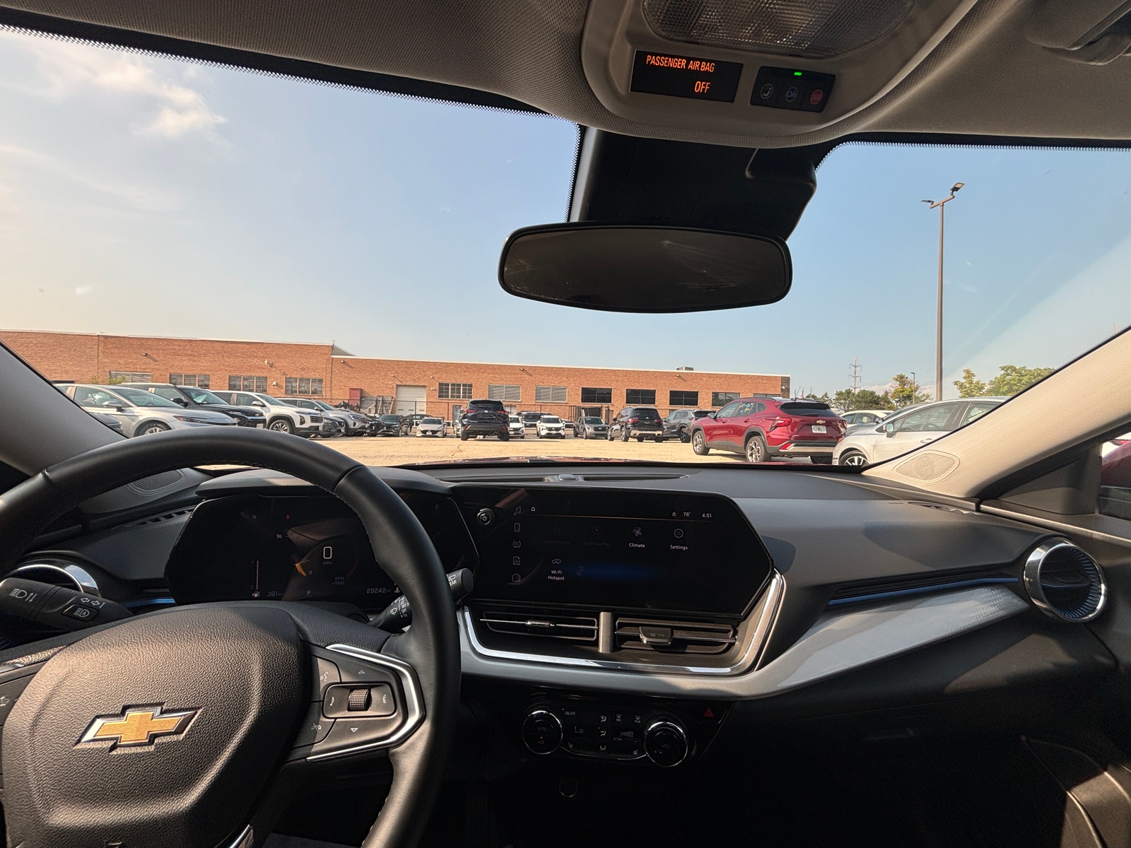 Thumbnail: 2025 Chevrolet Trax - 3