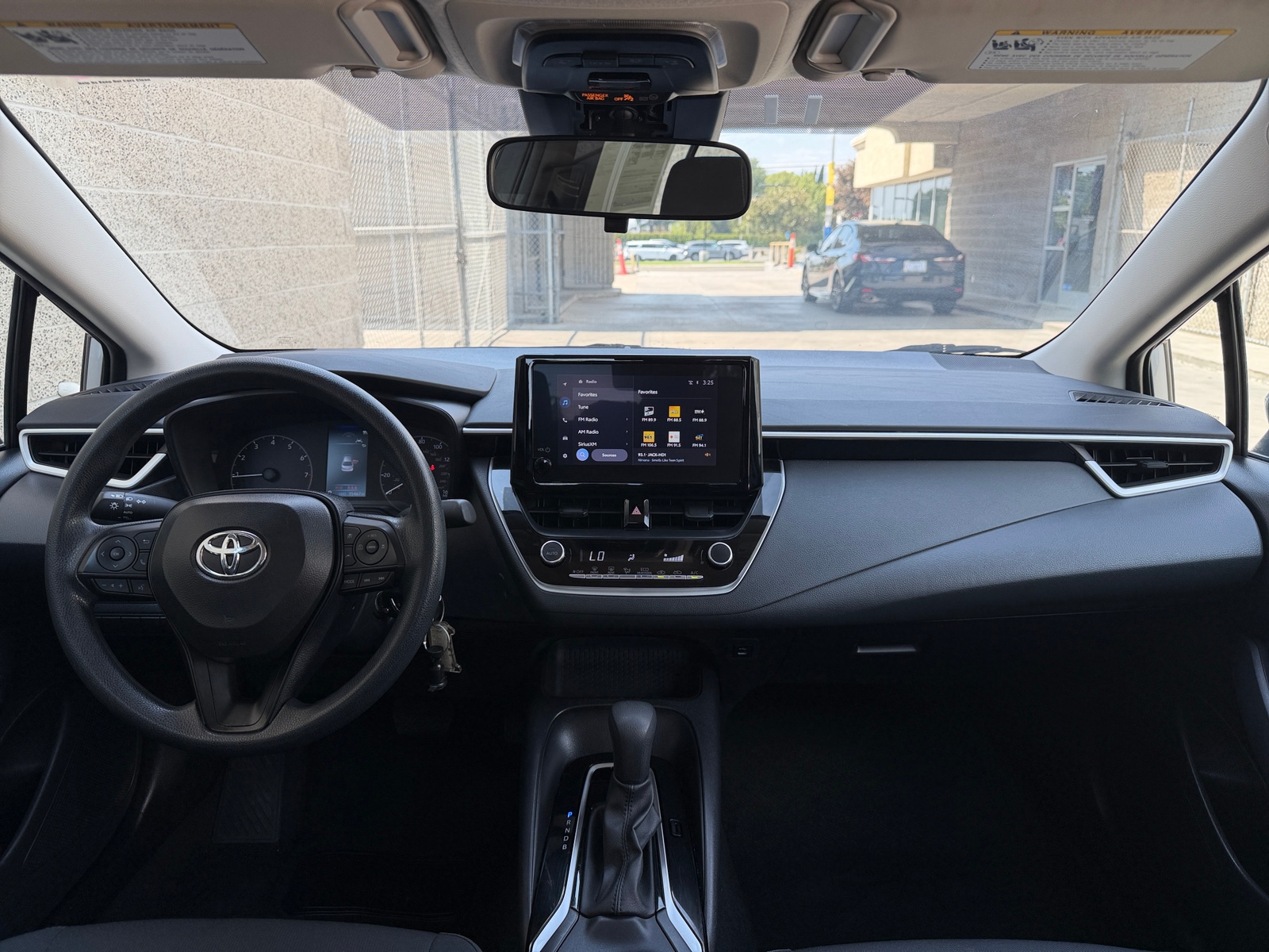 Thumbnail: 2025 Toyota Corolla - 3