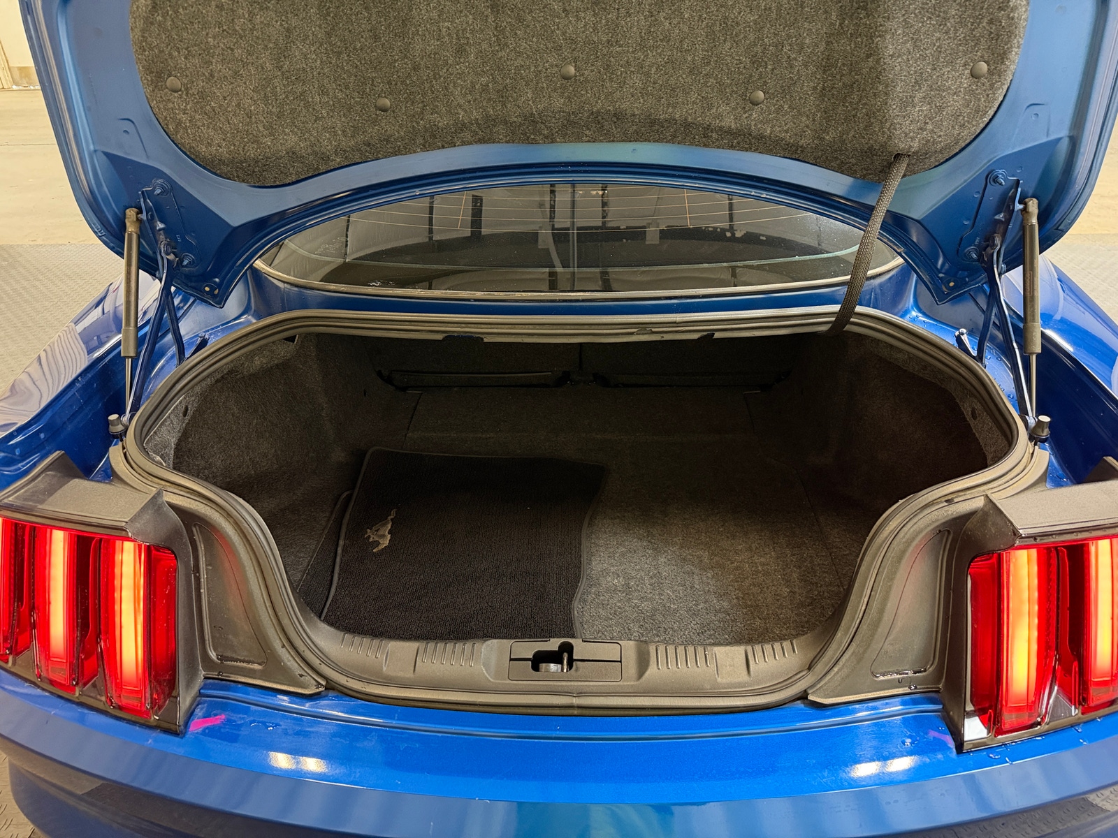 Thumbnail: 2017 Ford Mustang - 4
