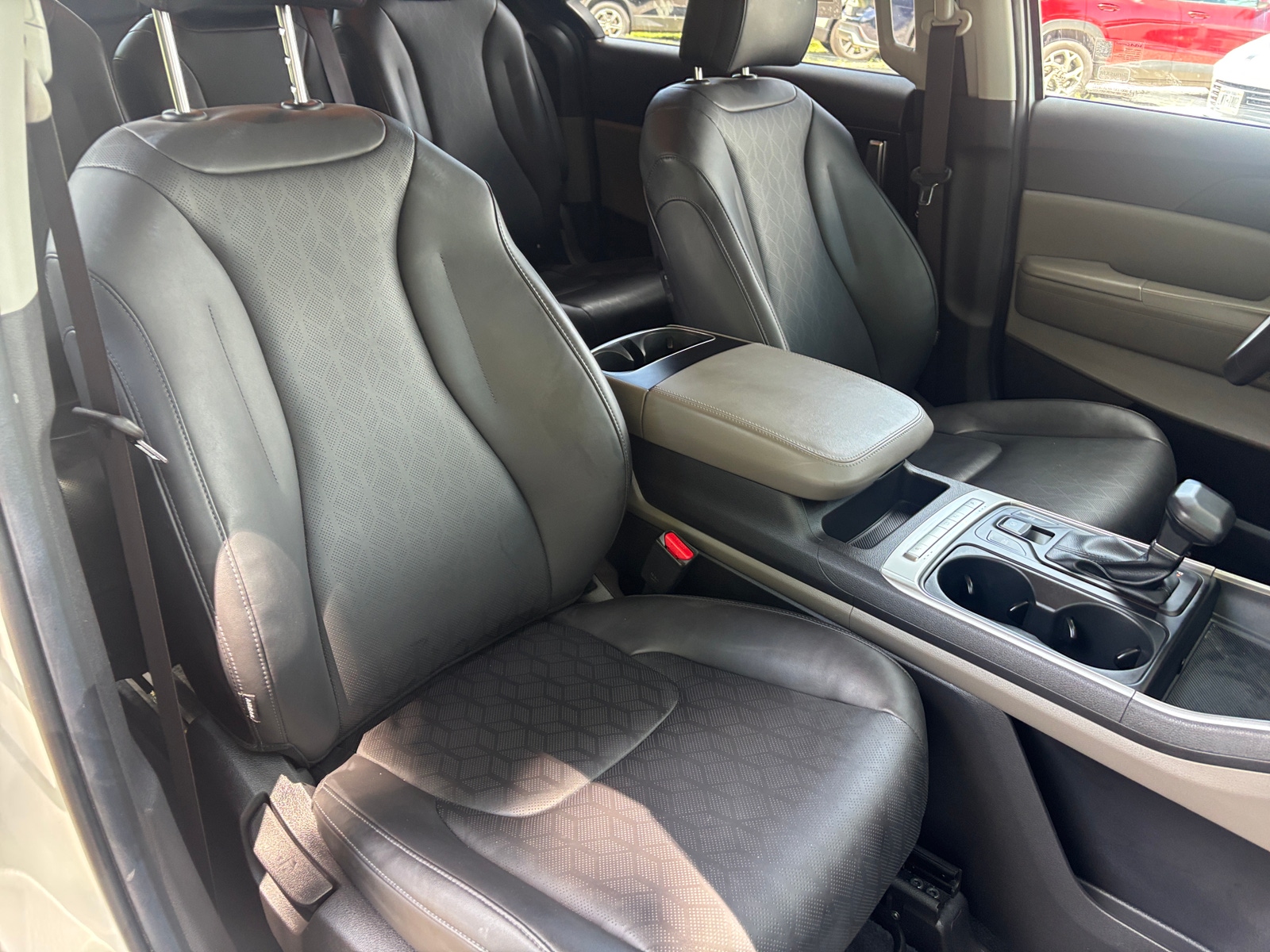 Thumbnail: 2026 Kia Carnival - 2