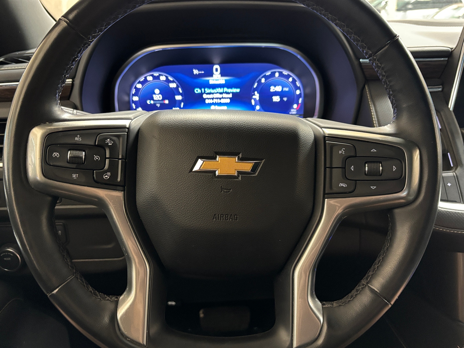 Thumbnail: 2023 Chevrolet Tahoe - 5