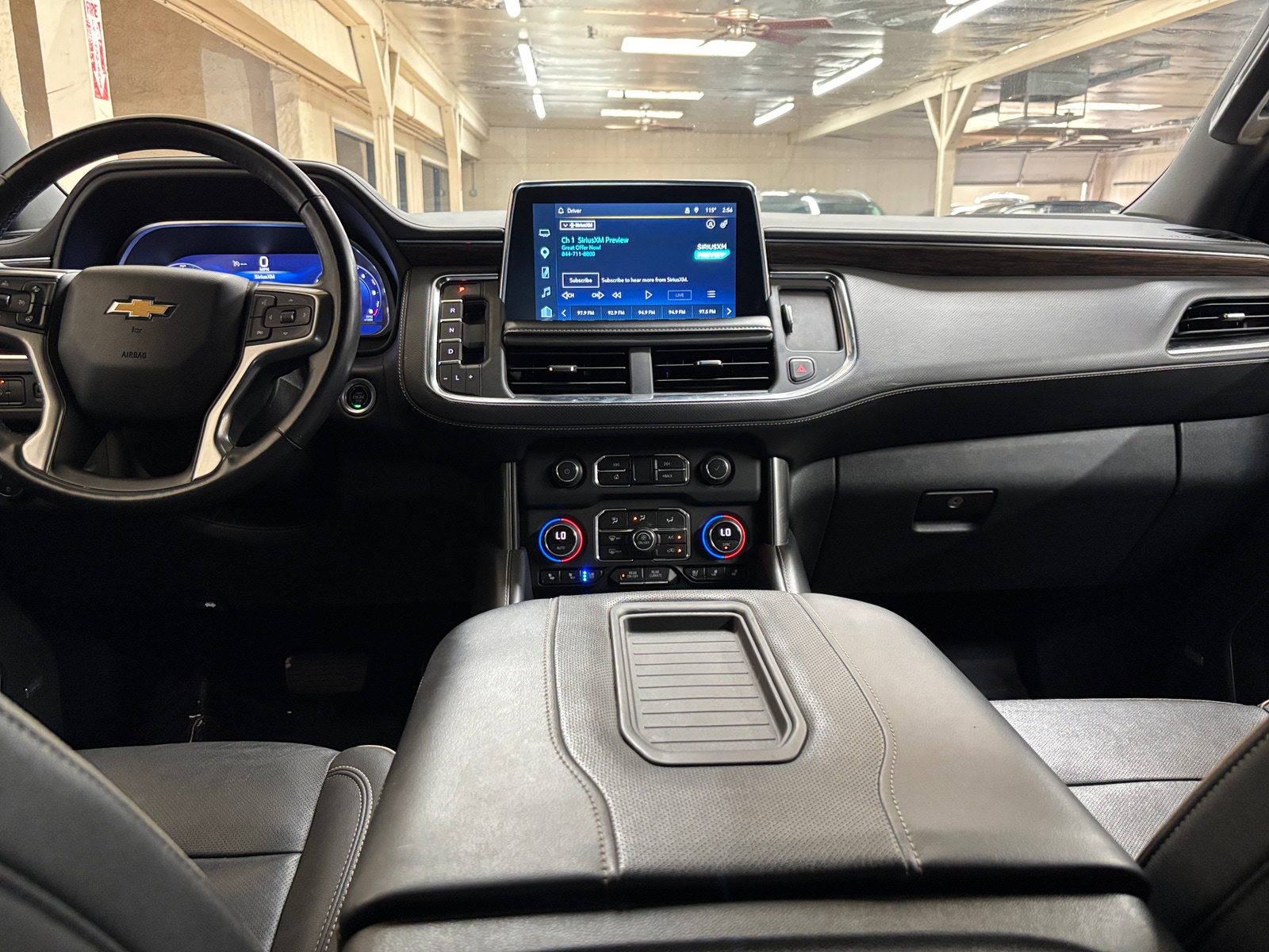 Thumbnail: 2023 Chevrolet Tahoe - 3