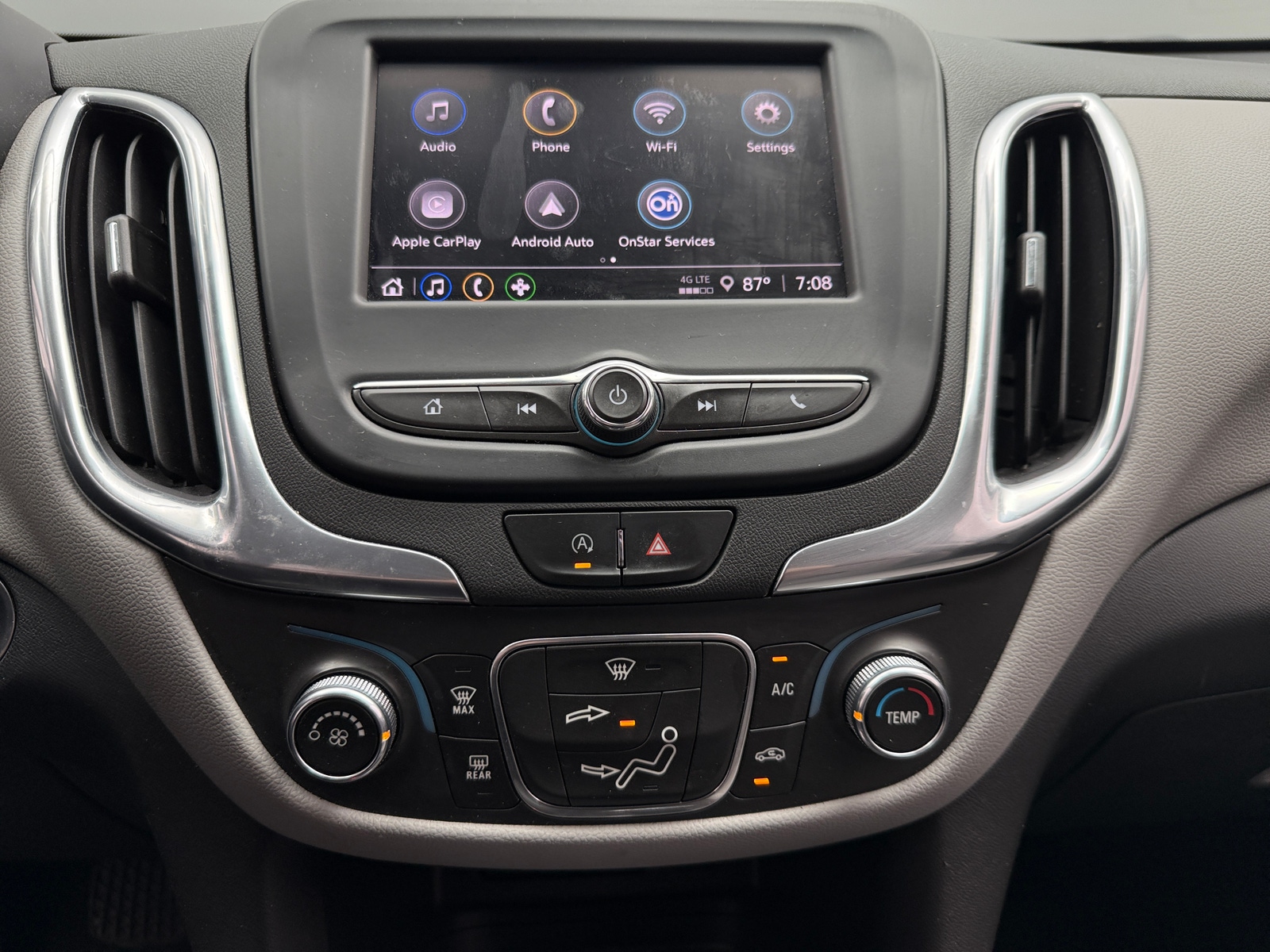Thumbnail: 2022 Chevrolet Equinox - 4