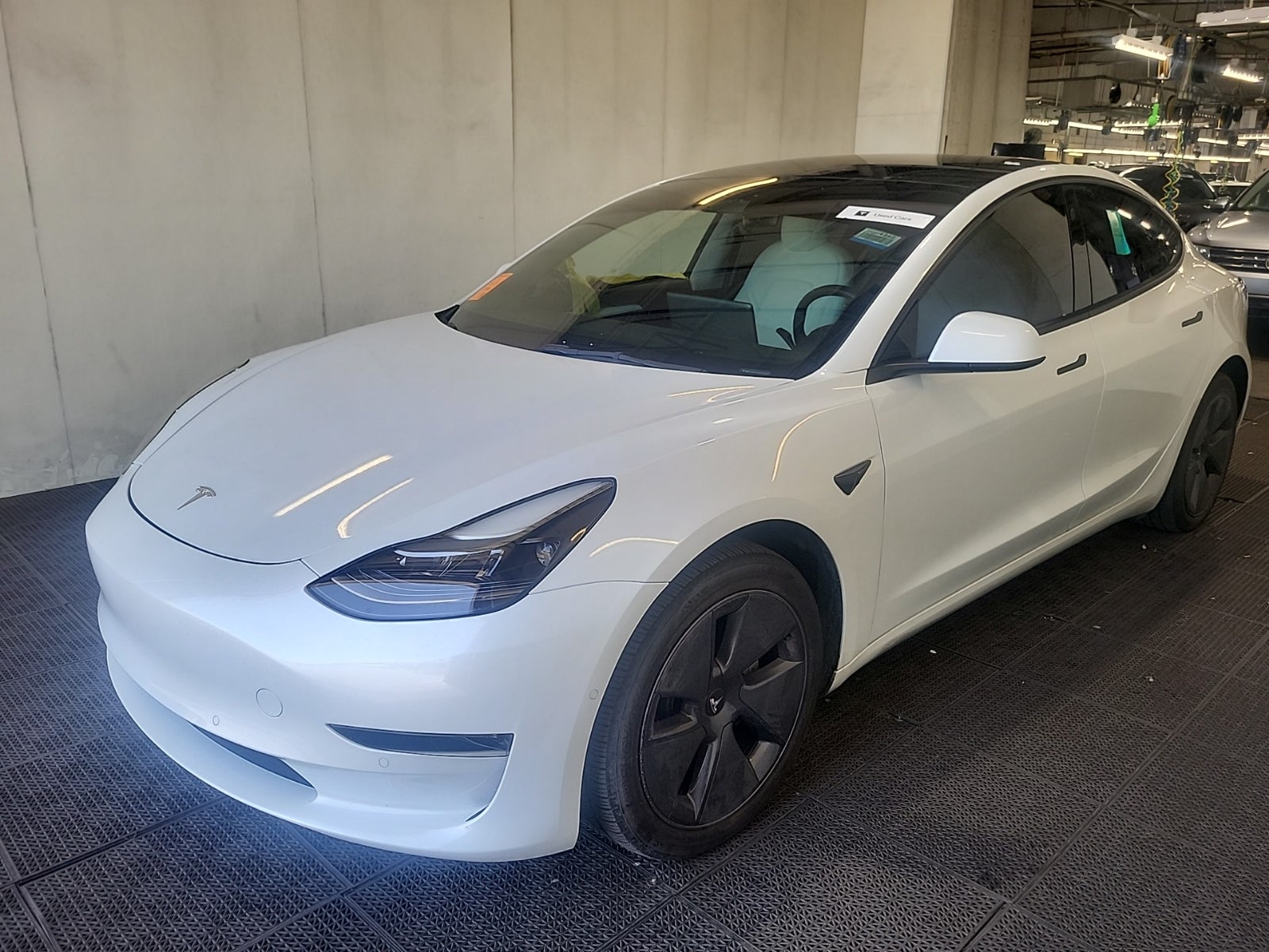 2022 Tesla Model 3 62 KWH Elect D