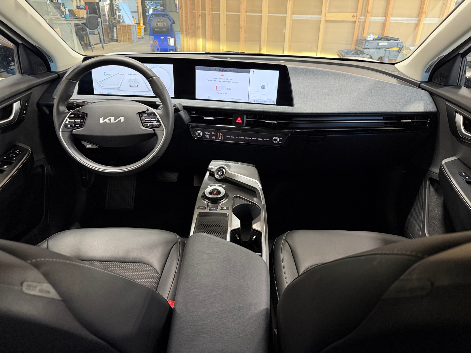 Thumbnail: 2024 Kia EV6 - 2
