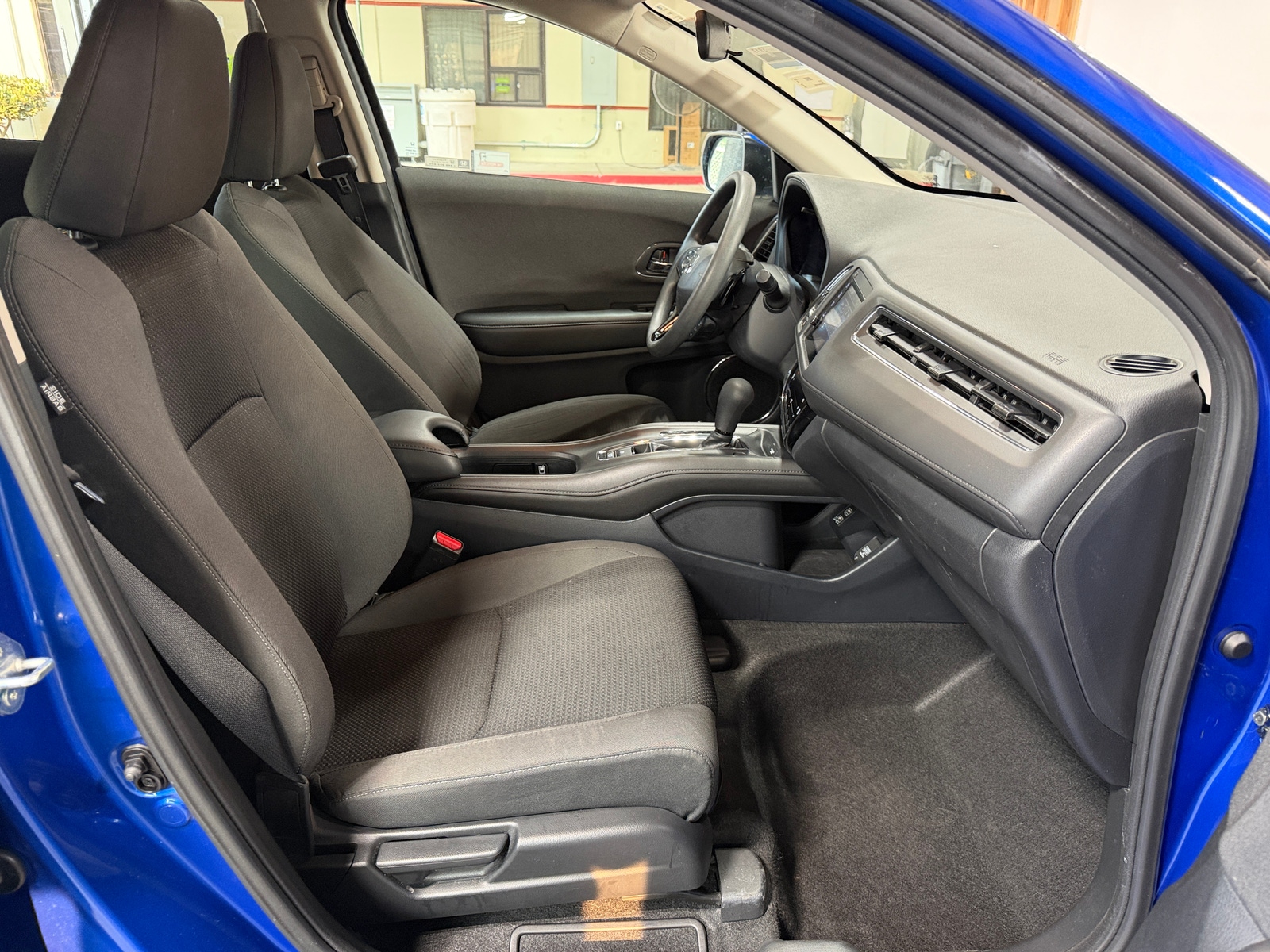 Thumbnail: 2022 Honda HR-V - 2