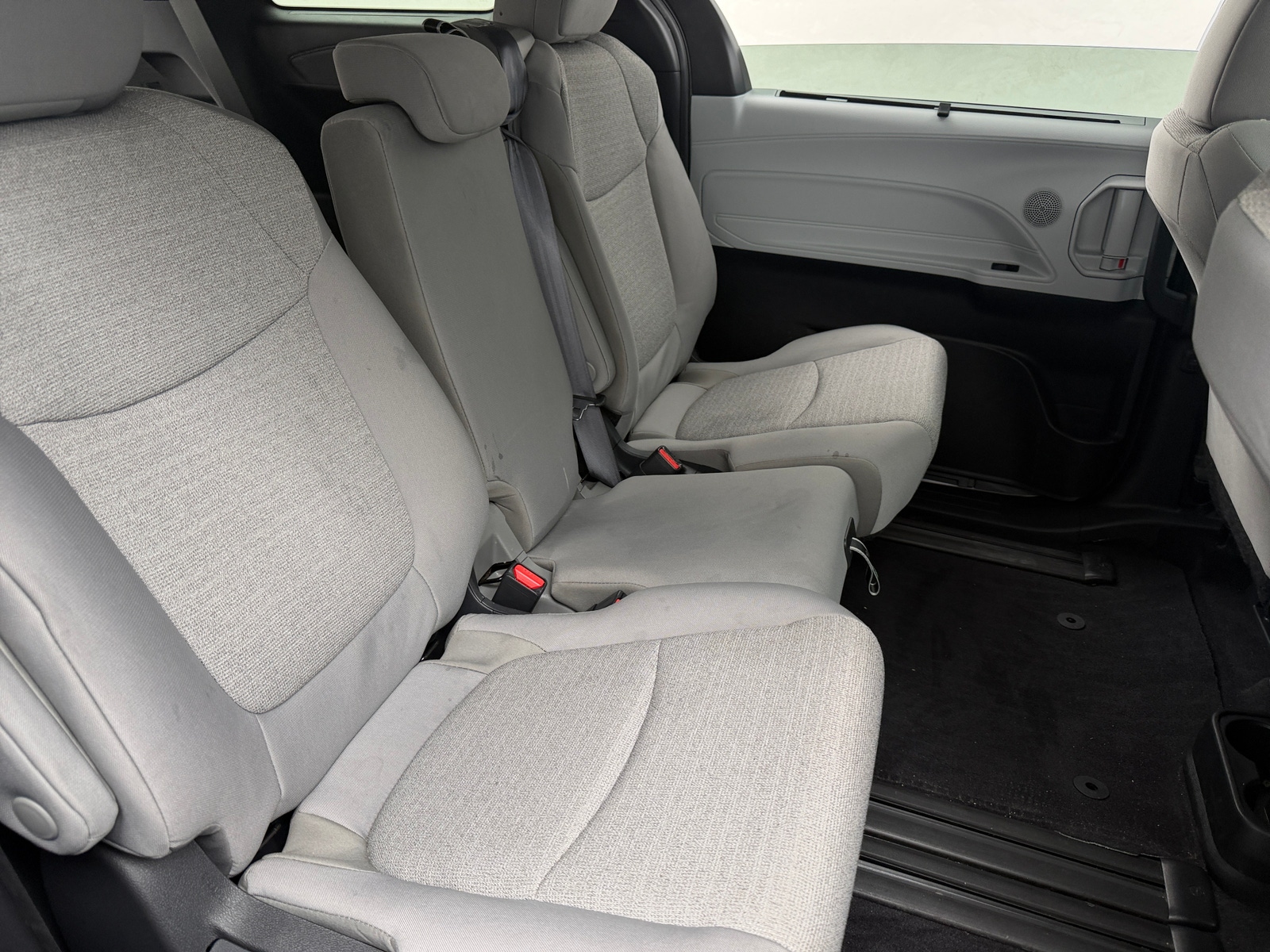 Thumbnail: 2025 Toyota Sienna - 6