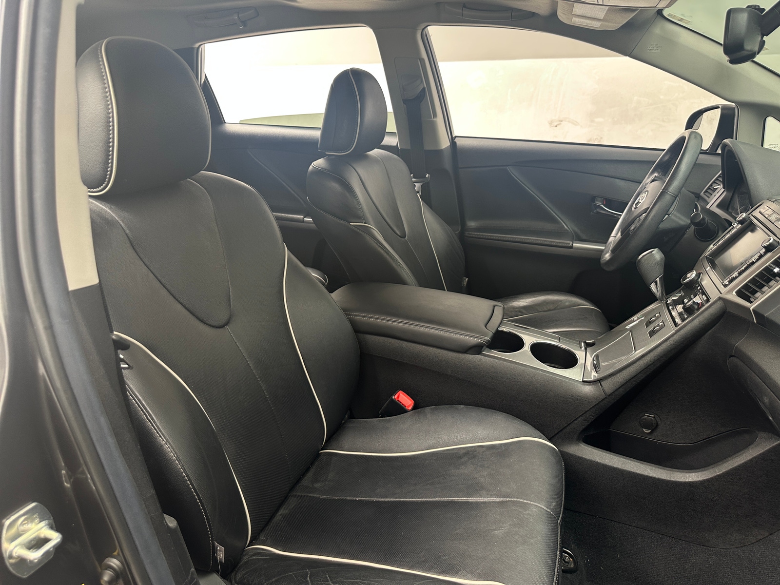 Thumbnail: 2014 Toyota Venza - 2