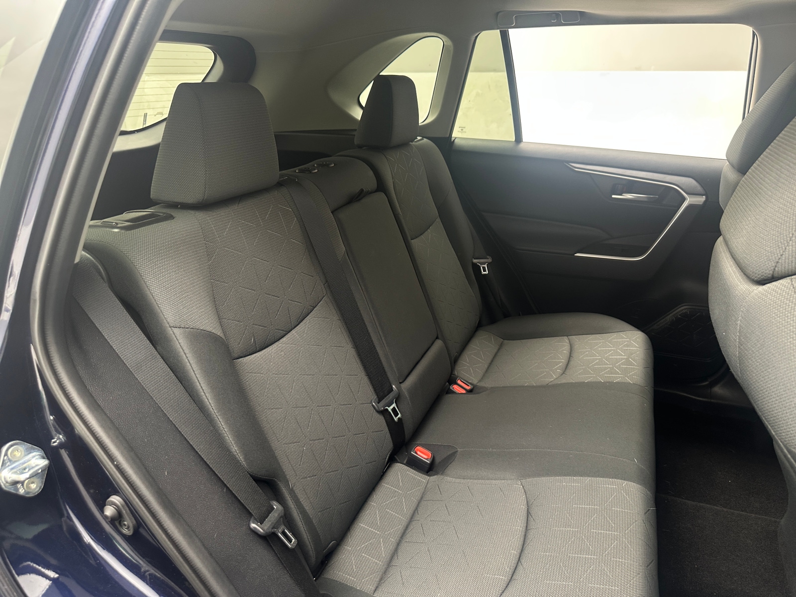 Thumbnail: 2020 Toyota RAV4 - 6