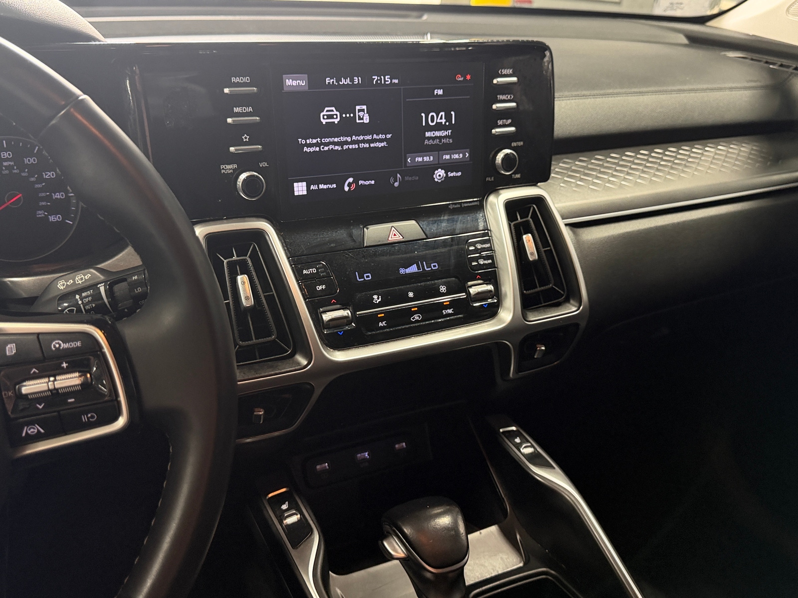 Thumbnail: 2021 Kia Sorento - 3