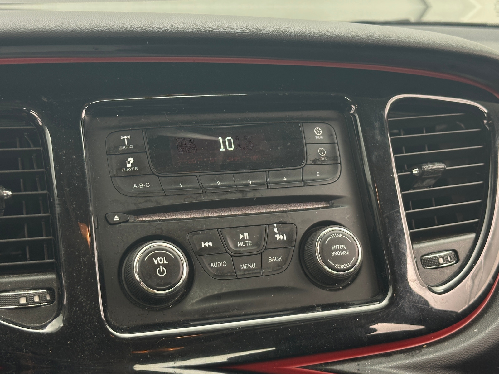 Thumbnail: 2016 Dodge Dart - 4