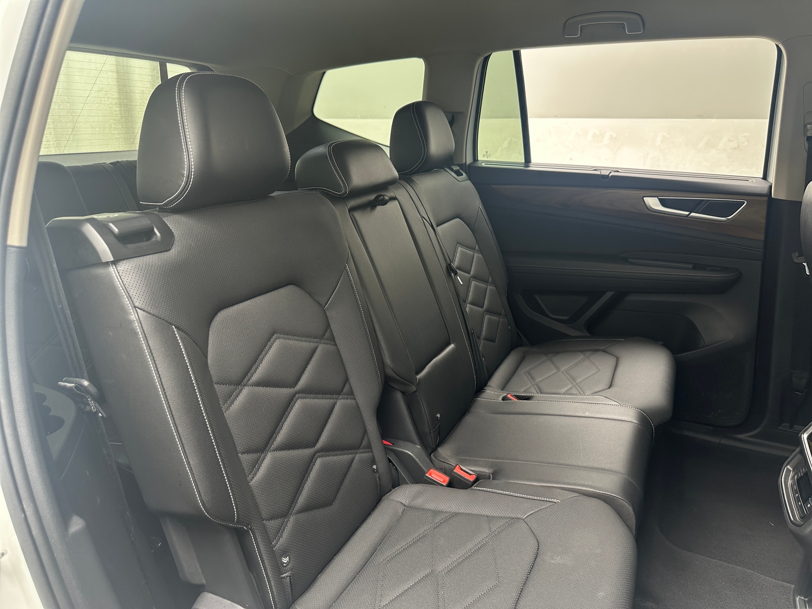 Thumbnail: 2025 Volkswagen Atlas - 5