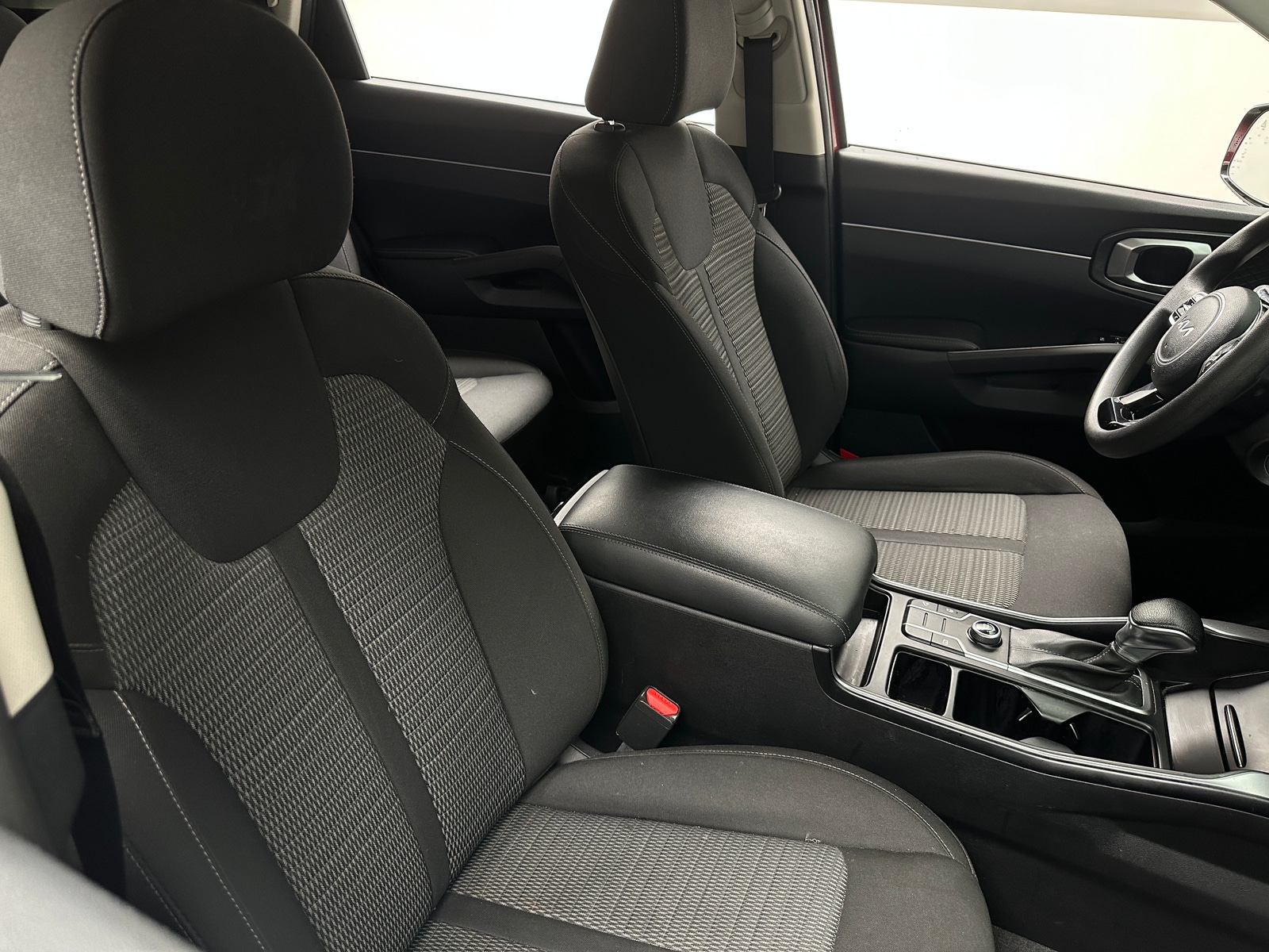 Thumbnail: 2023 Kia Sorento - 2