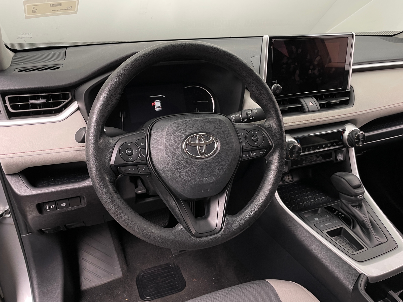 Thumbnail: 2025 Toyota RAV4 - 5