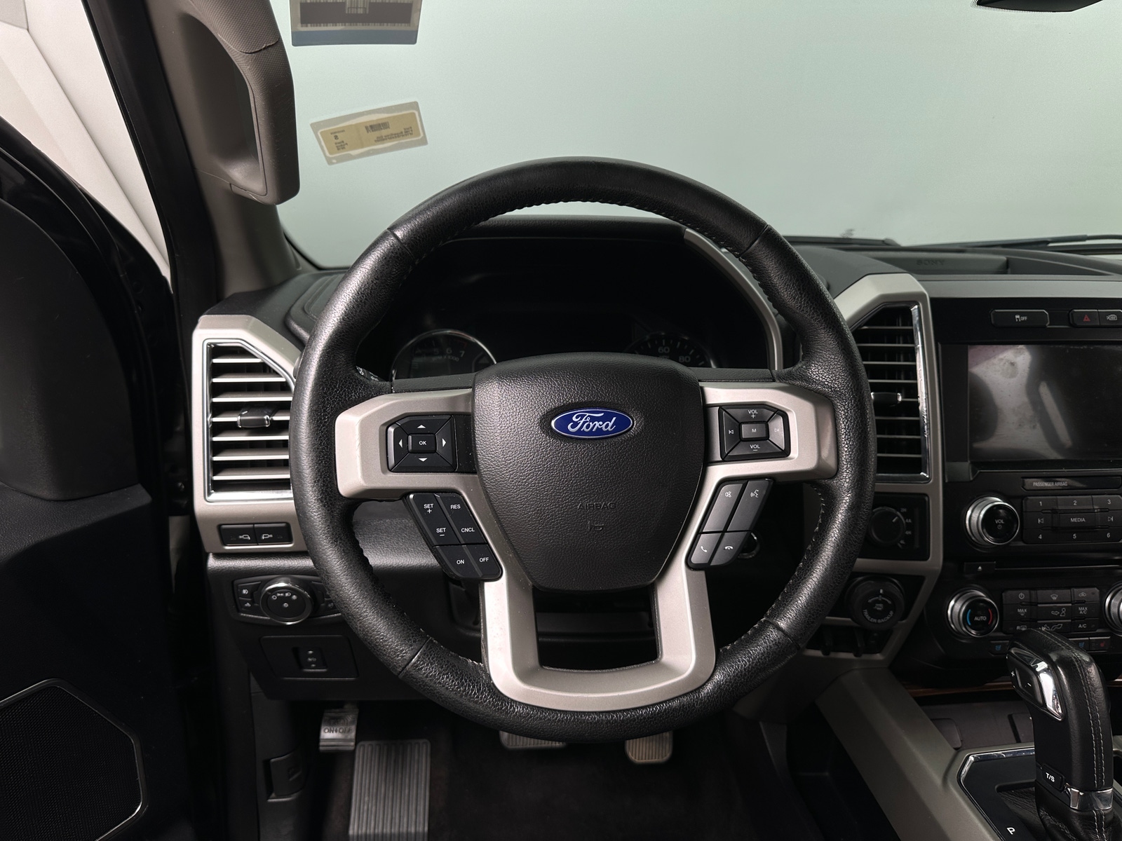 Thumbnail: 2016 Ford Econoline - 4