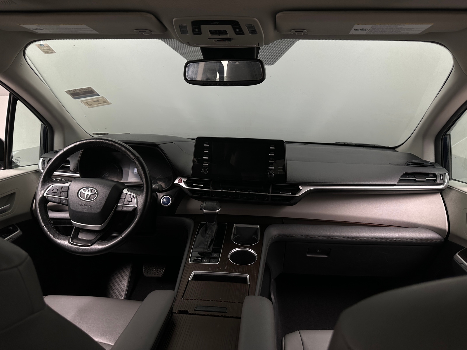 Thumbnail: 2021 Toyota Sienna - 2