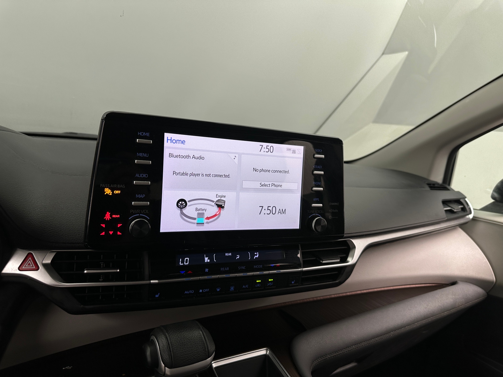 Thumbnail: 2021 Toyota Sienna - 3