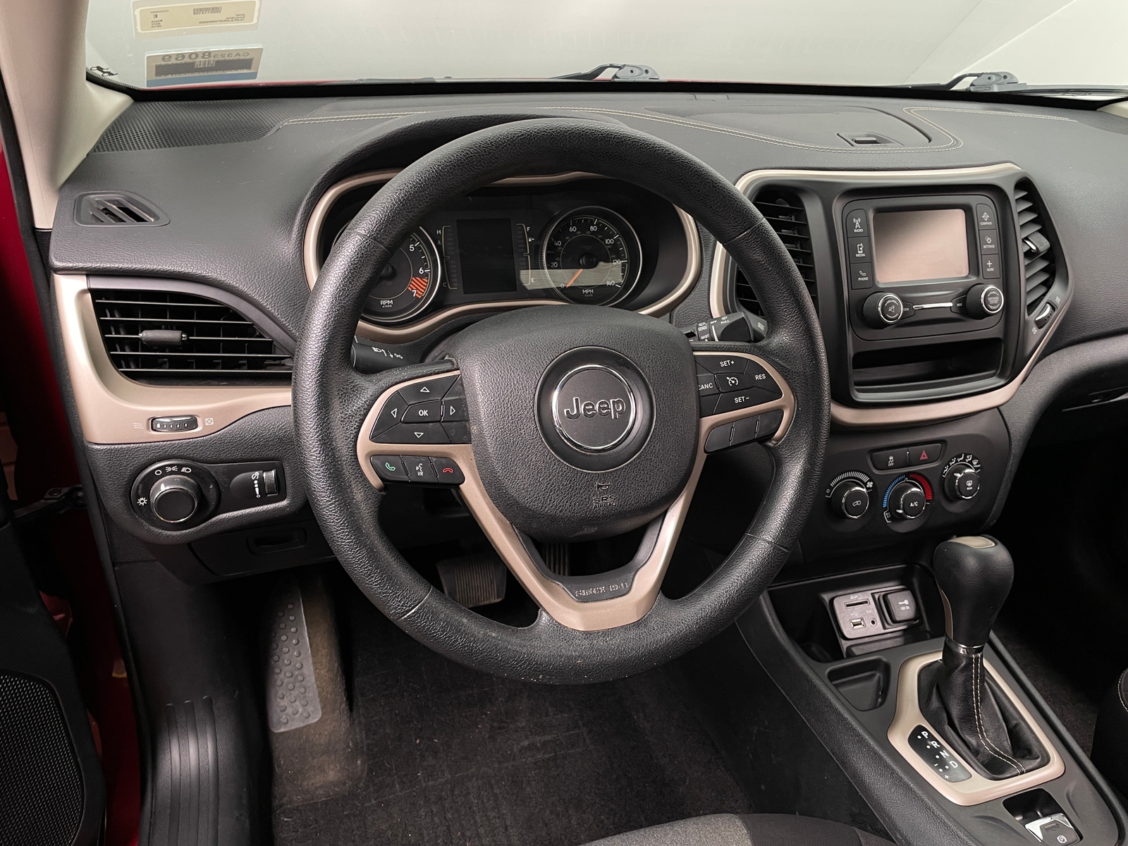Thumbnail: 2015 Jeep Cherokee - 5