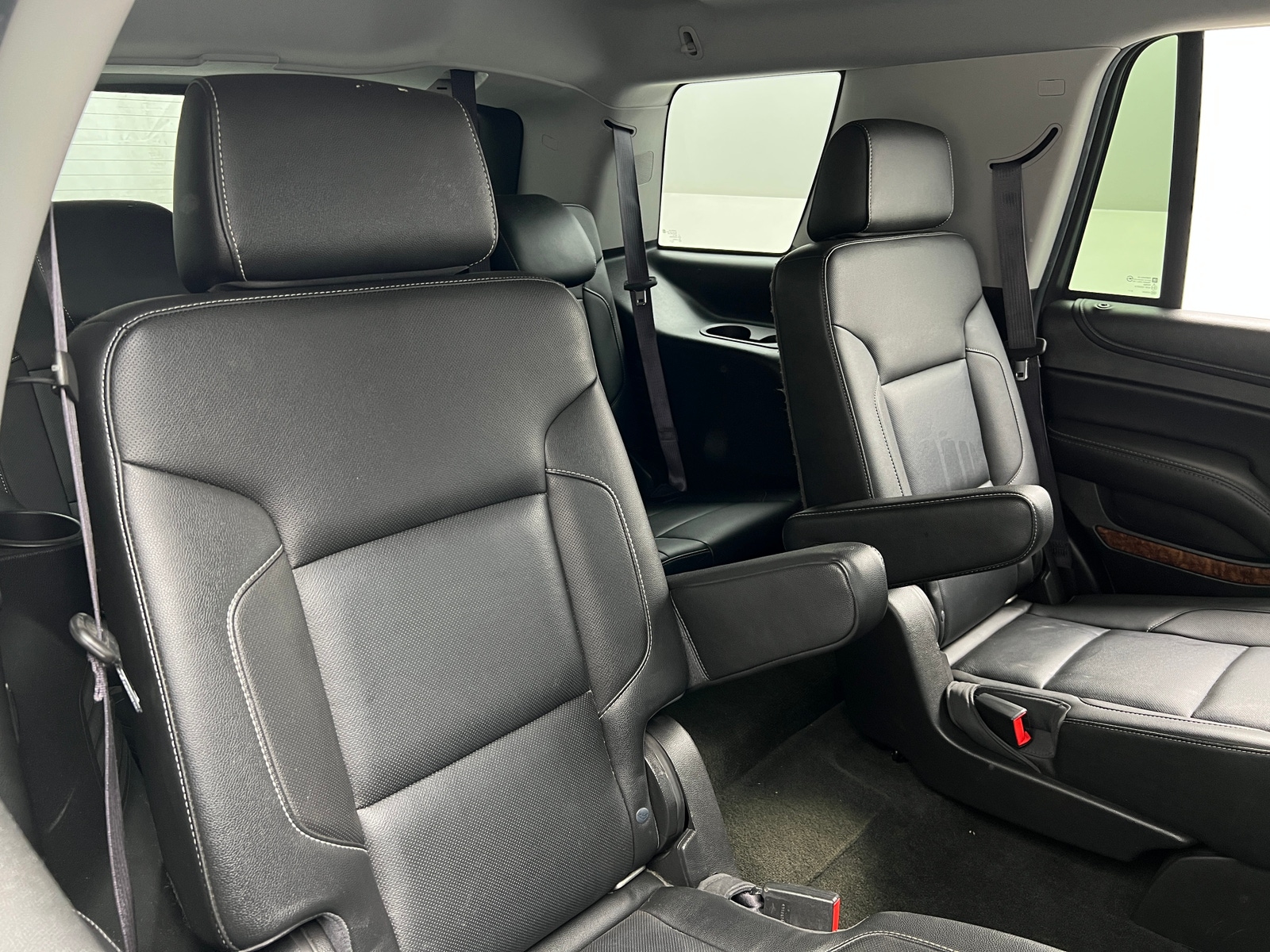 Thumbnail: 2017 Chevrolet Tahoe - 5