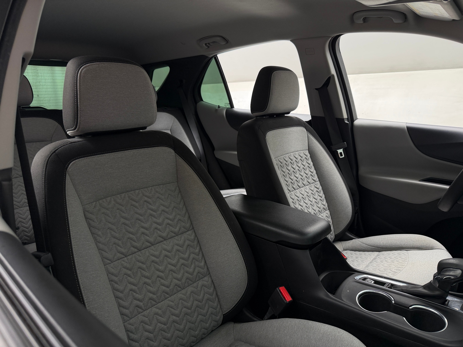 Thumbnail: 2022 Chevrolet Equinox - 2