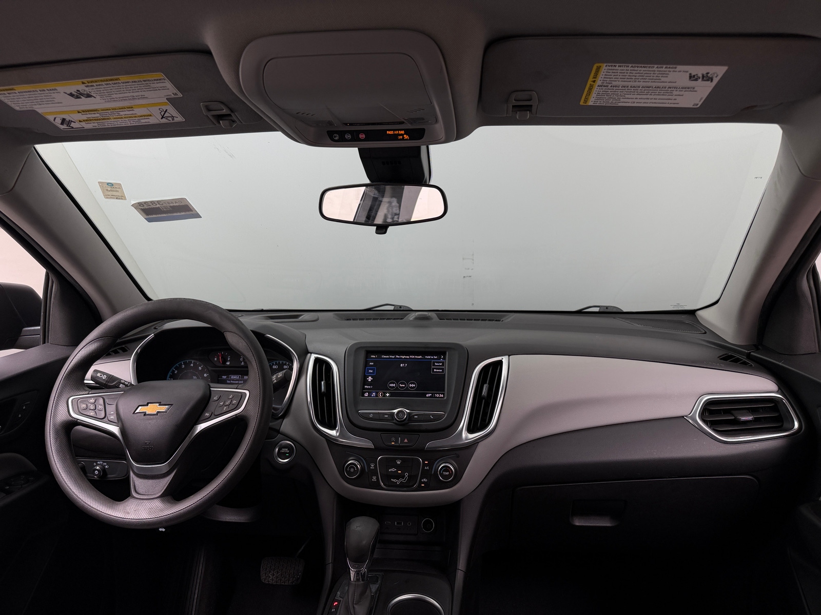 Thumbnail: 2022 Chevrolet Equinox - 3