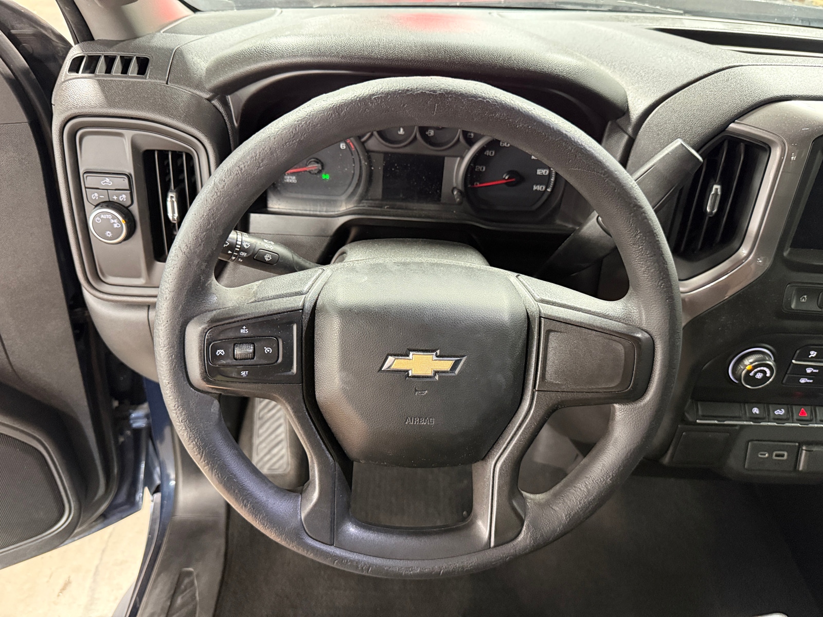 Thumbnail: 2021 Chevrolet Silverado 1500 - 5