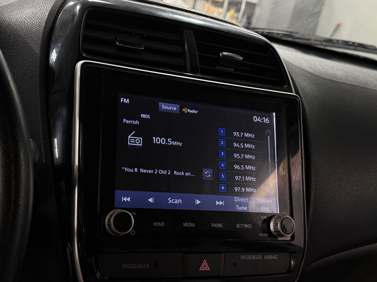 Thumbnail: 2021 Mitsubishi Outlander Sport - 4